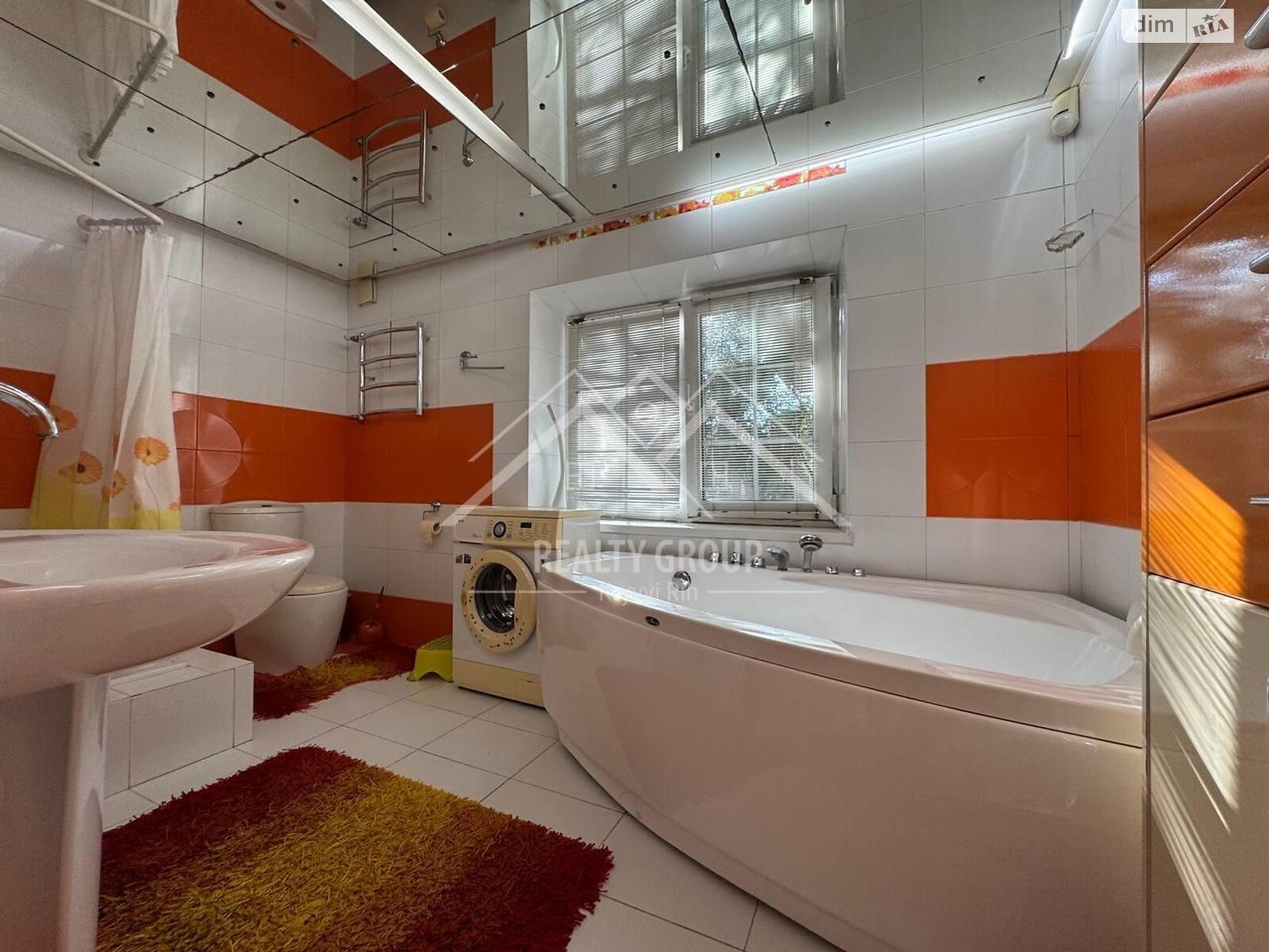 двухэтажный дом с верандой, 67.1 кв. м, кирпич. Продажа в Кривом Роге район Центрально-Городской фото 1 двухэтажный дом с верандой, 67.1 кв. м, кирпич. Продажа в Кривом Роге район Центрально-Городской фото 1