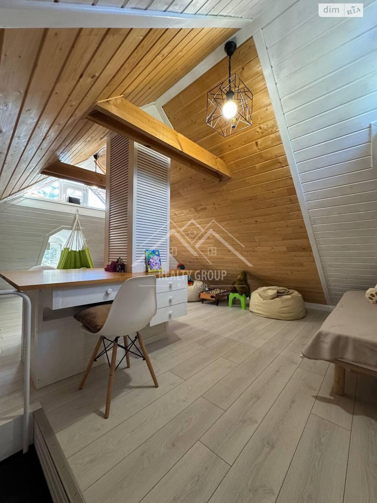 двухэтажный дом с верандой, 67.1 кв. м, кирпич. Продажа в Кривом Роге район Центрально-Городской фото 1 двухэтажный дом с верандой, 67.1 кв. м, кирпич. Продажа в Кривом Роге район Центрально-Городской фото 1