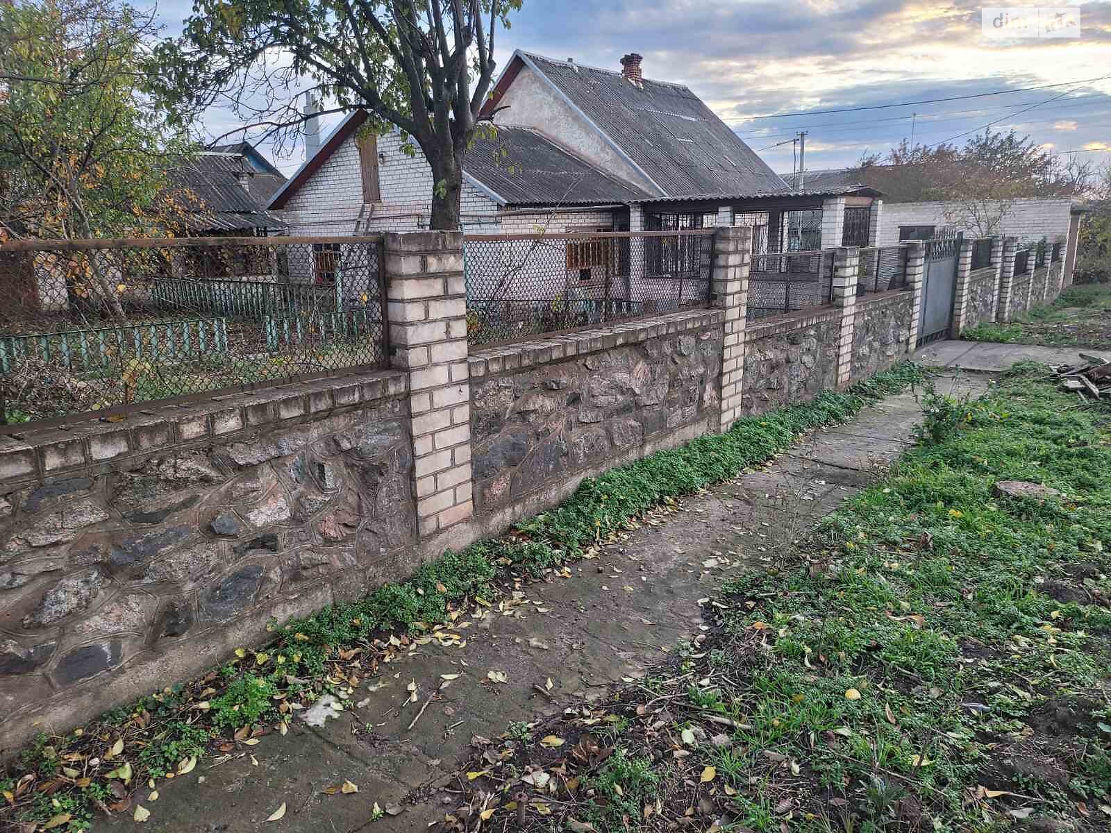 одноповерховий будинок з мансардою, 101.1 кв. м, моноліт. Продаж в Кривому Розі, район Центрально-Міський фото 1 одноповерховий будинок з мансардою, 101.1 кв. м, моноліт. Продаж в Кривому Розі, район Центрально-Міський фото 1