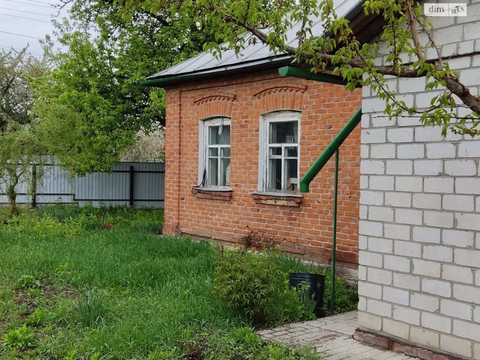 одноэтажный дом с верандой, 97.4 кв. м, кирпич. Продажа в Кролевце район Кролевец фото 1 одноэтажный дом с верандой, 97.4 кв. м, кирпич. Продажа в Кролевце район Кролевец фото 1