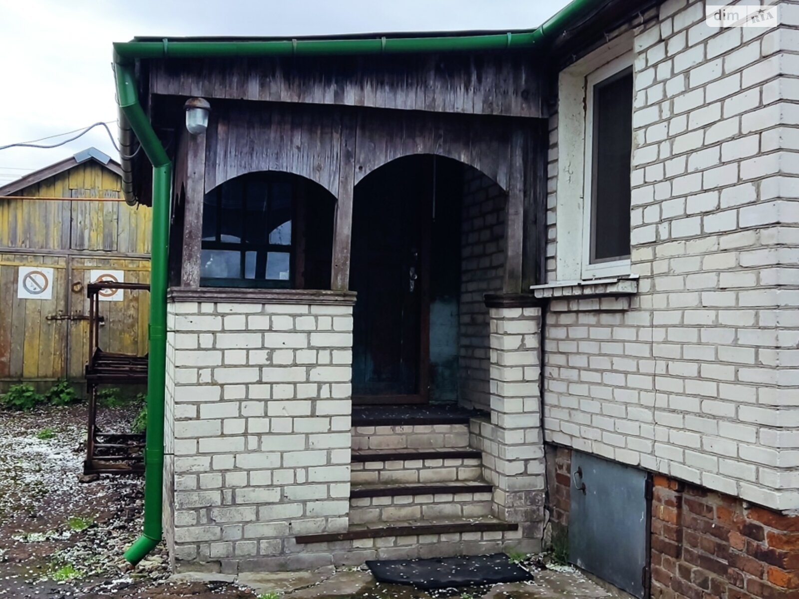 одноэтажный дом с верандой, 97.4 кв. м, кирпич. Продажа в Кролевце район Кролевец фото 1 одноэтажный дом с верандой, 97.4 кв. м, кирпич. Продажа в Кролевце район Кролевец фото 1