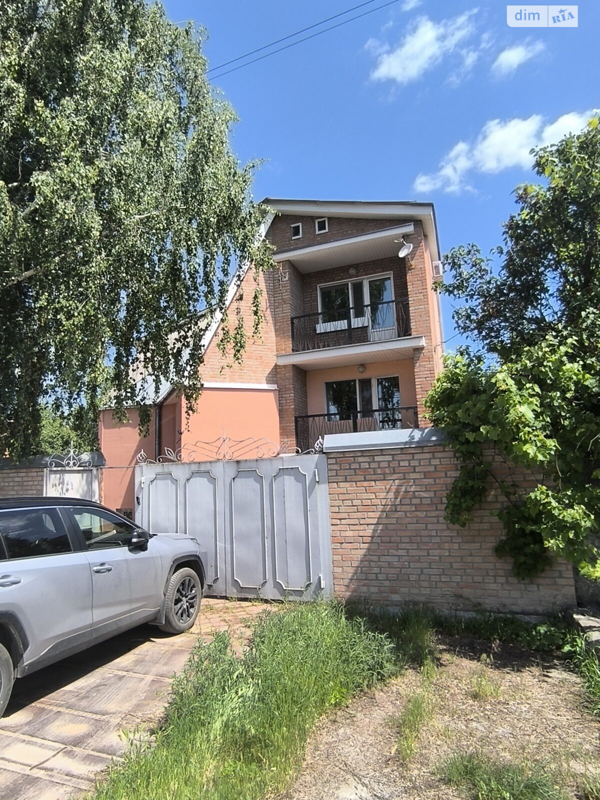 трехэтажный дом с гаражом, 250.7 кв. м, кирпич. Продажа в Кропивницком фото 1 трехэтажный дом с гаражом, 250.7 кв. м, кирпич. Продажа в Кропивницком фото 1