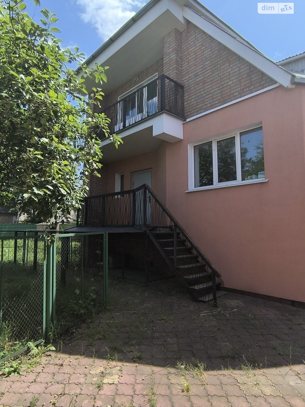 трехэтажный дом с гаражом, 250.7 кв. м, кирпич. Продажа в Кропивницком фото 1 трехэтажный дом с гаражом, 250.7 кв. м, кирпич. Продажа в Кропивницком фото 1
