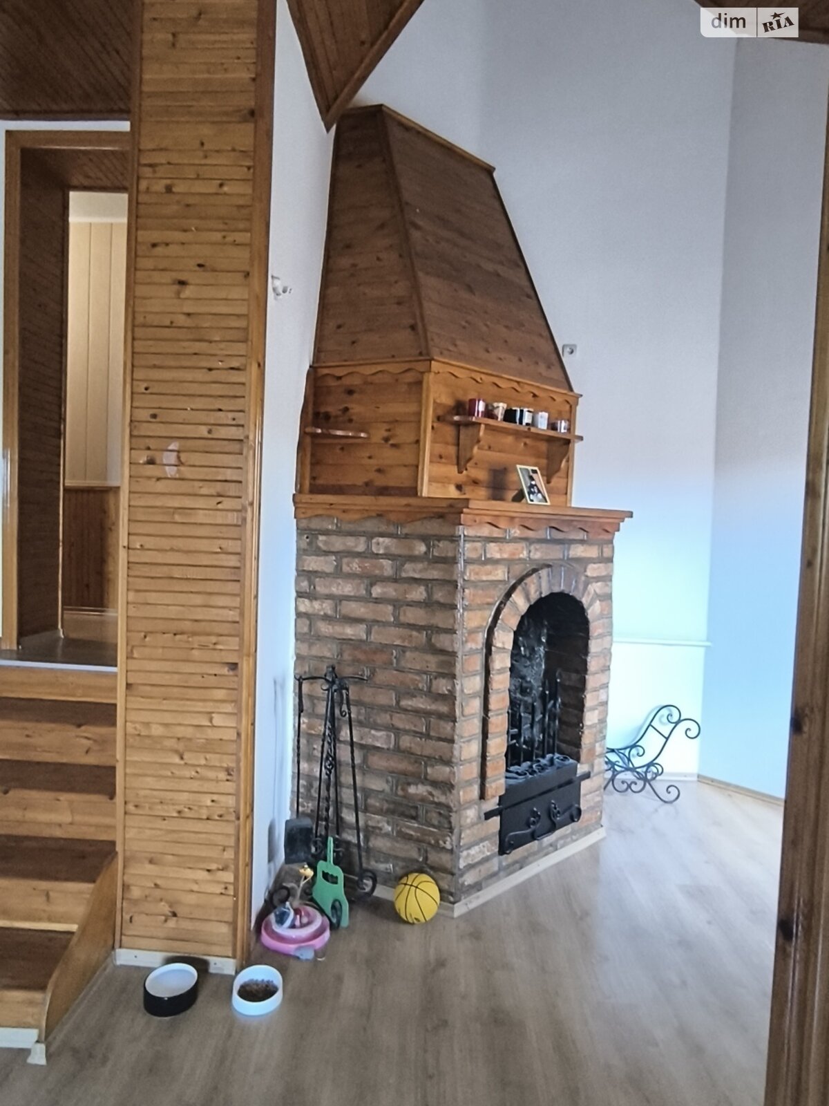 трехэтажный дом с гаражом, 250.7 кв. м, кирпич. Продажа в Кропивницком фото 1 трехэтажный дом с гаражом, 250.7 кв. м, кирпич. Продажа в Кропивницком фото 1