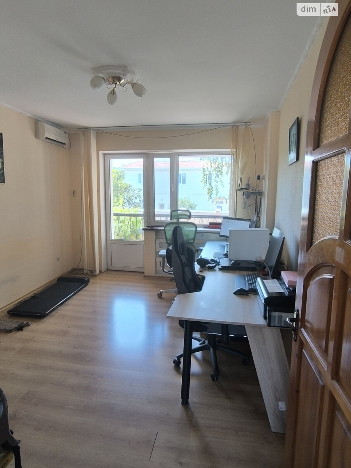 трехэтажный дом с гаражом, 250.7 кв. м, кирпич. Продажа в Кропивницком фото 1 трехэтажный дом с гаражом, 250.7 кв. м, кирпич. Продажа в Кропивницком фото 1
