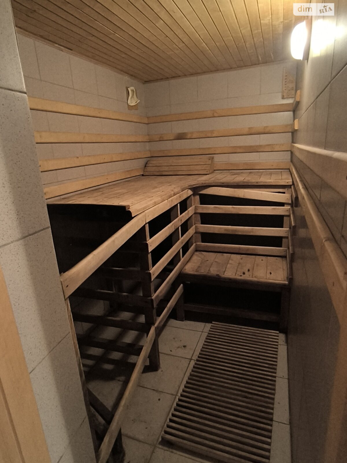 трехэтажный дом с гаражом, 250.7 кв. м, кирпич. Продажа в Кропивницком фото 1 трехэтажный дом с гаражом, 250.7 кв. м, кирпич. Продажа в Кропивницком фото 1