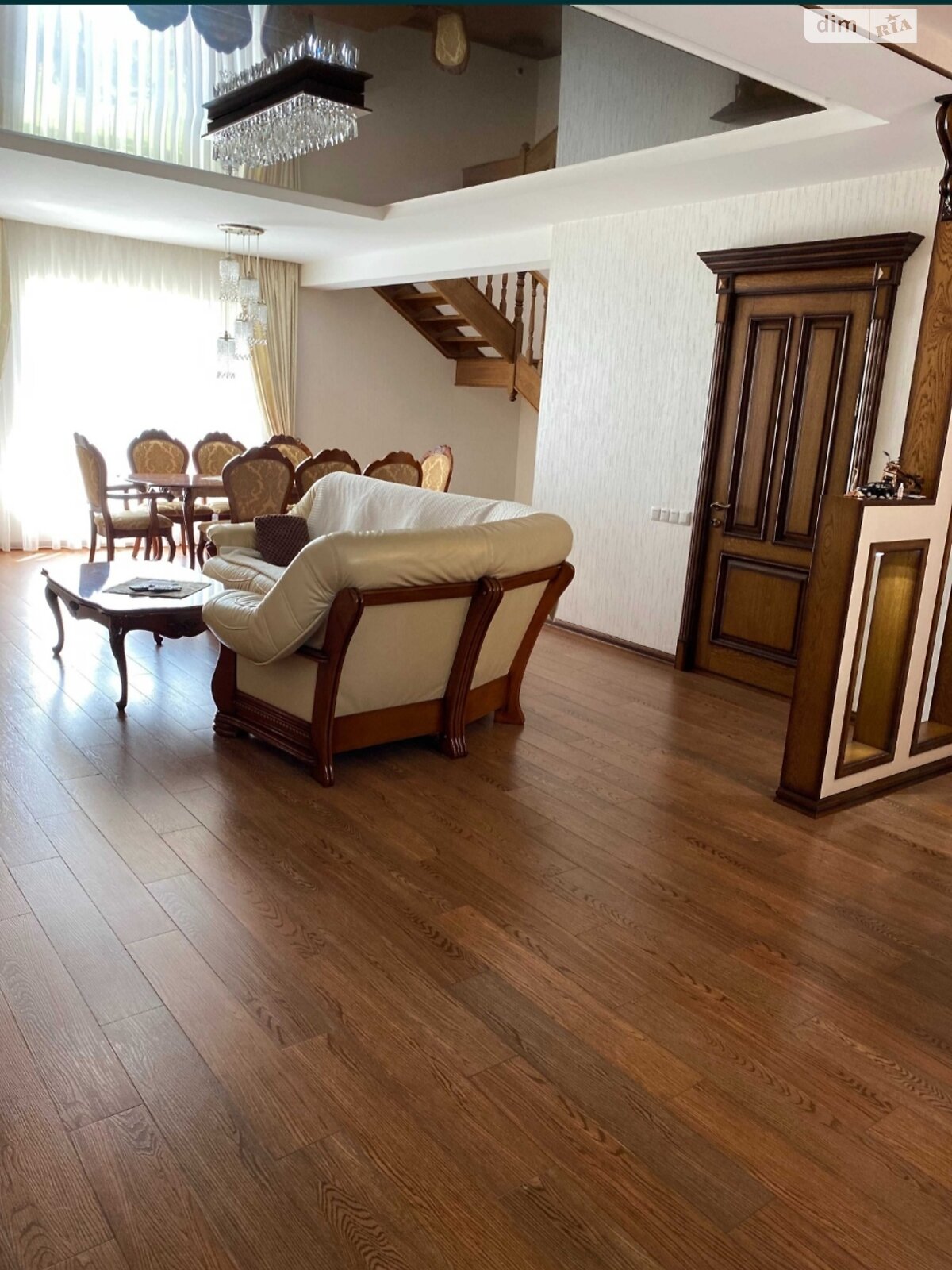 триповерховий будинок, 270 кв. м, кирпич. Продаж в Кропивницькому, район Масляниківка фото 1 триповерховий будинок, 270 кв. м, кирпич. Продаж в Кропивницькому, район Масляниківка фото 1