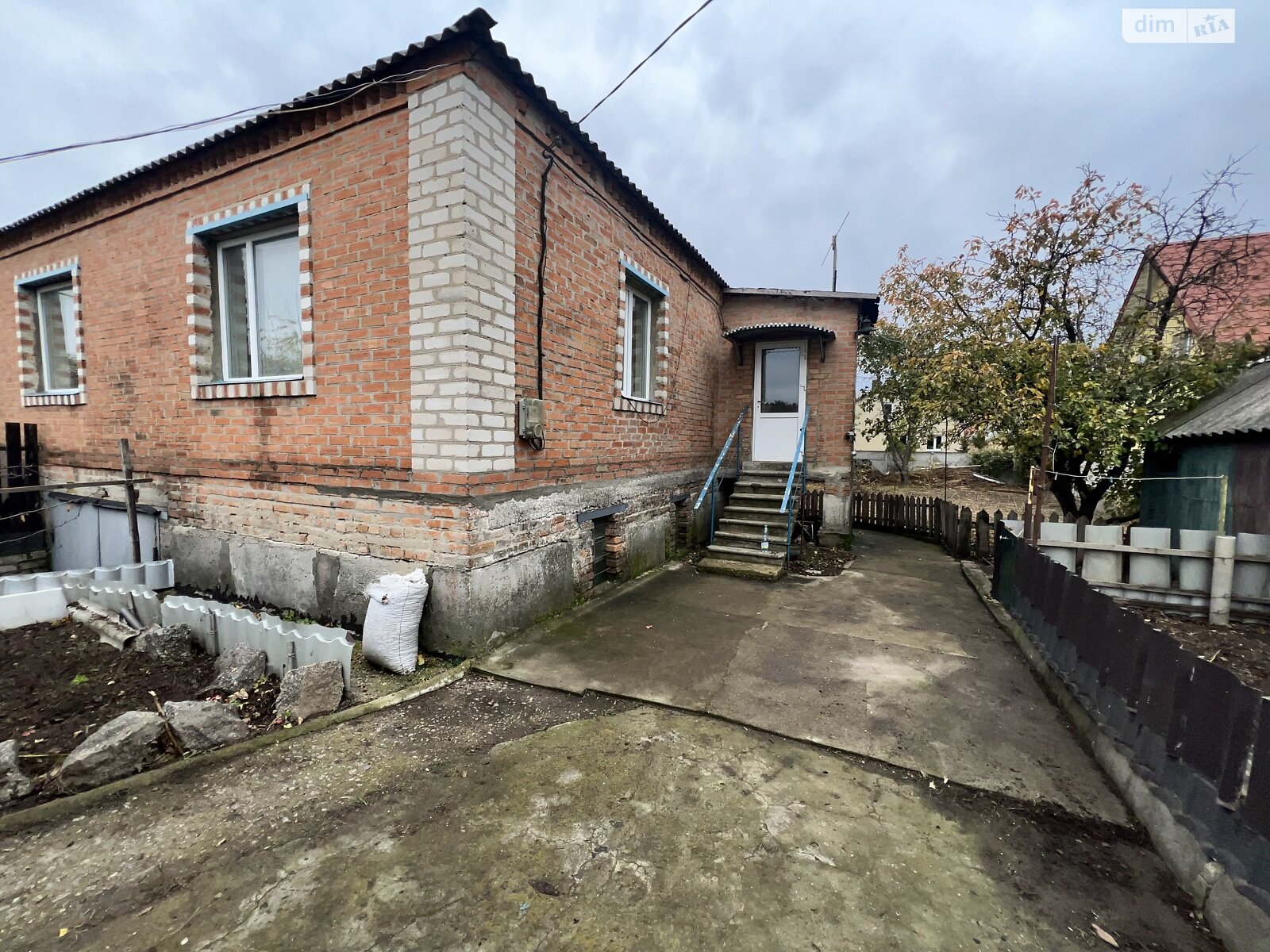 одноэтажный дом с гаражом, 73 кв. м, кирпич. Продажа в Кропивницком район Лелековка фото 1 одноэтажный дом с гаражом, 73 кв. м, кирпич. Продажа в Кропивницком район Лелековка фото 1