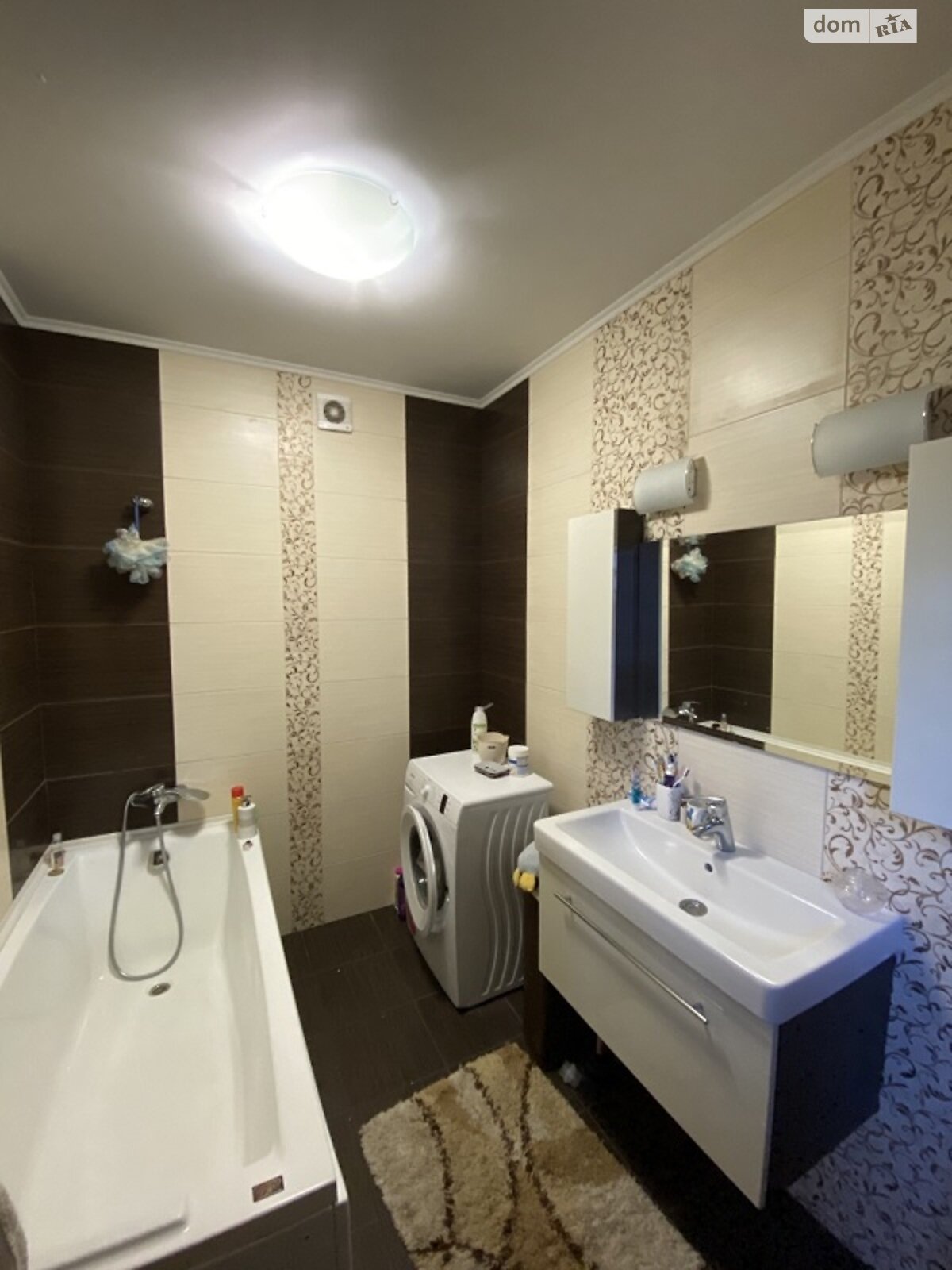 двухэтажный дом, 227 кв. м, кирпич. Продажа в Кропивницком район Лелековка фото 1 двухэтажный дом, 227 кв. м, кирпич. Продажа в Кропивницком район Лелековка фото 1