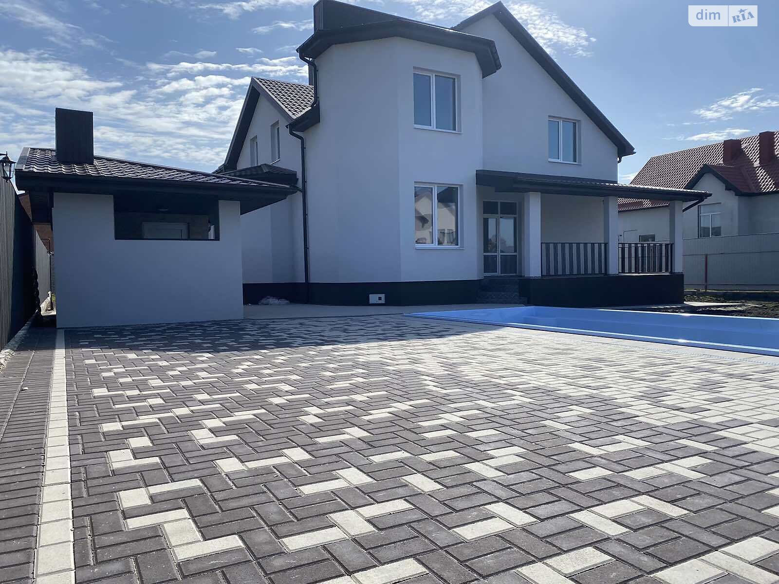 двухэтажный дом с гаражом, 241 кв. м, кирпич. Продажа в Кропивницком фото 1 двухэтажный дом с гаражом, 241 кв. м, кирпич. Продажа в Кропивницком фото 1