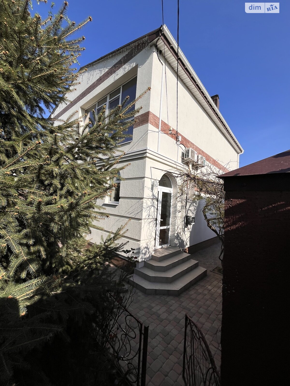 двоповерховий будинок з гаражем, 240 кв. м, керамзітобетон. Продаж в Кропивницькому, район Масляниківка фото 1 двоповерховий будинок з гаражем, 240 кв. м, керамзітобетон. Продаж в Кропивницькому, район Масляниківка фото 1