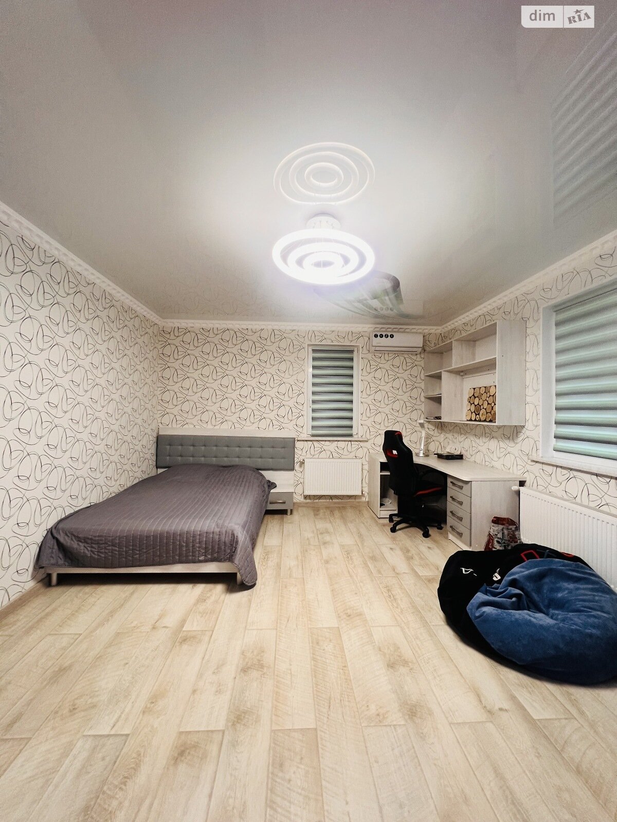 трехэтажный дом с балконом, 234.4 кв. м, кирпич. Продажа в Кропивницком район Новая Балашовка фото 1 трехэтажный дом с балконом, 234.4 кв. м, кирпич. Продажа в Кропивницком район Новая Балашовка фото 1
