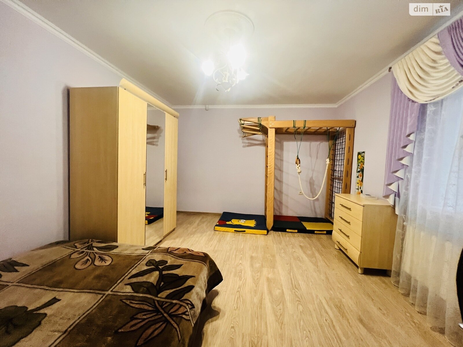 трехэтажный дом с балконом, 234.4 кв. м, кирпич. Продажа в Кропивницком район Новая Балашовка фото 1 трехэтажный дом с балконом, 234.4 кв. м, кирпич. Продажа в Кропивницком район Новая Балашовка фото 1