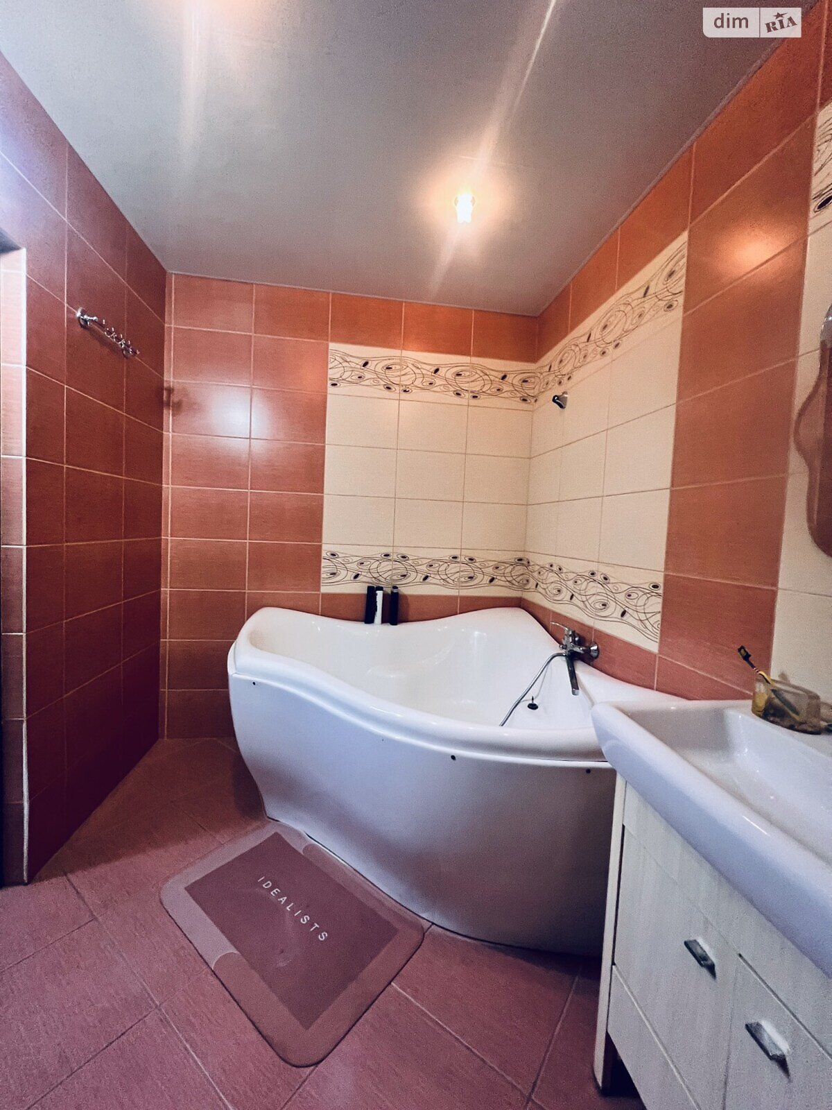 трехэтажный дом с балконом, 234.4 кв. м, кирпич. Продажа в Кропивницком район Новая Балашовка фото 1 трехэтажный дом с балконом, 234.4 кв. м, кирпич. Продажа в Кропивницком район Новая Балашовка фото 1