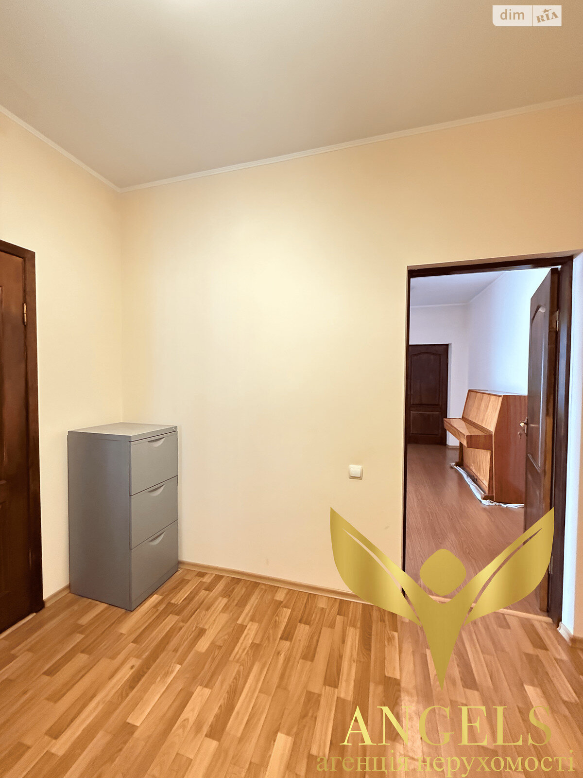 двухэтажный дом с гаражом, 278 кв. м, кирпич. Продажа в Кропивницком район Подольский фото 1 двухэтажный дом с гаражом, 278 кв. м, кирпич. Продажа в Кропивницком район Подольский фото 1