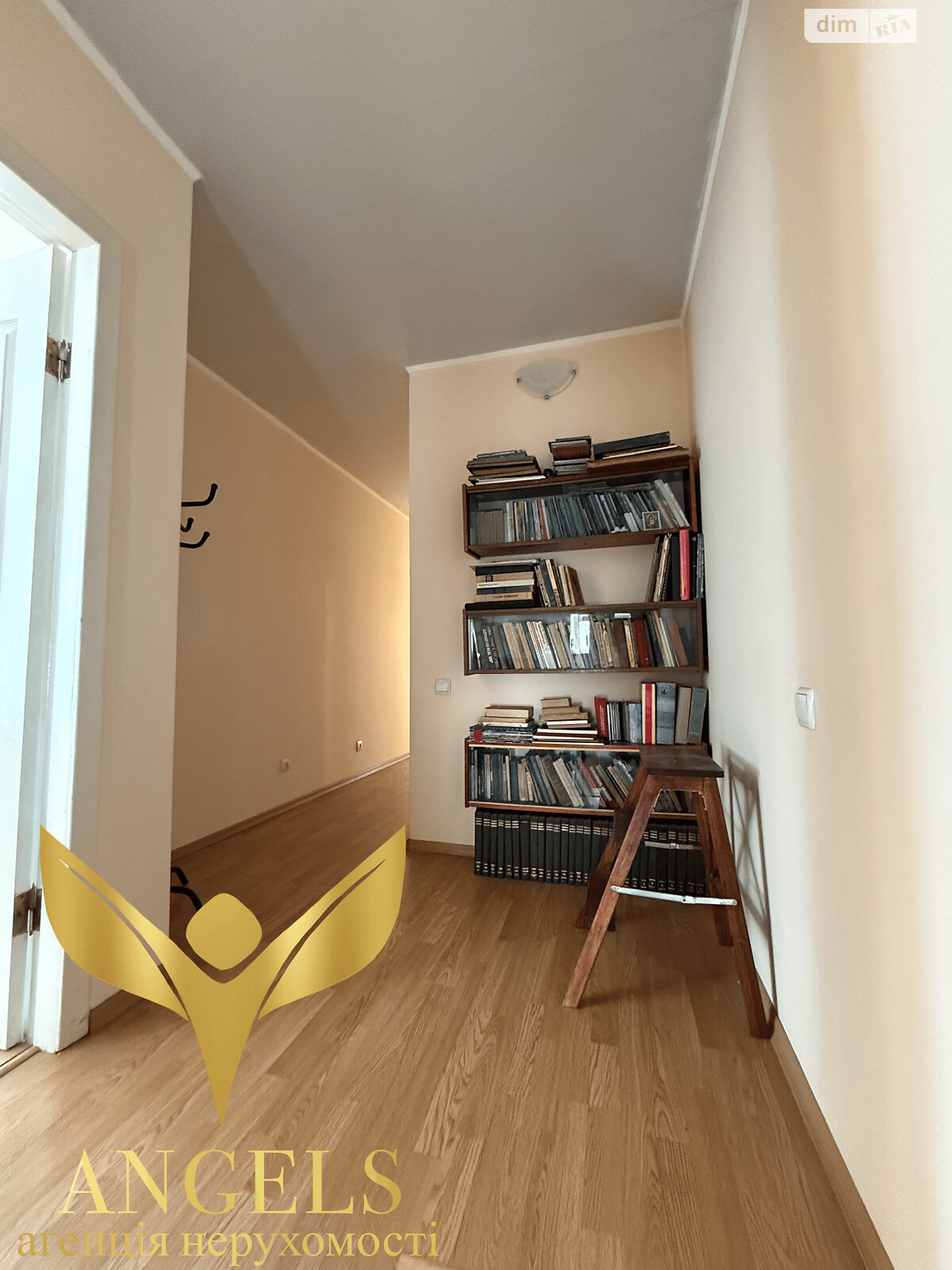 двухэтажный дом с гаражом, 278 кв. м, кирпич. Продажа в Кропивницком район Подольский фото 1 двухэтажный дом с гаражом, 278 кв. м, кирпич. Продажа в Кропивницком район Подольский фото 1