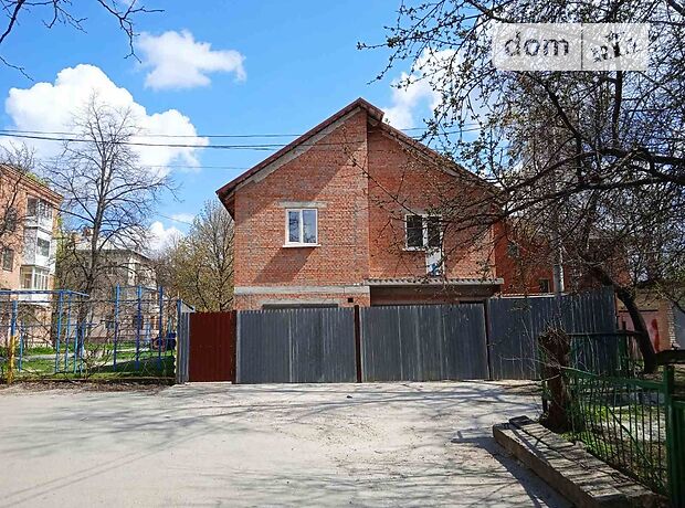 двухэтажный дом с гаражом, 130 кв. м, кирпич. Продажа в Кропивницком район Центр фото 1 двухэтажный дом с гаражом, 130 кв. м, кирпич. Продажа в Кропивницком район Центр фото 1