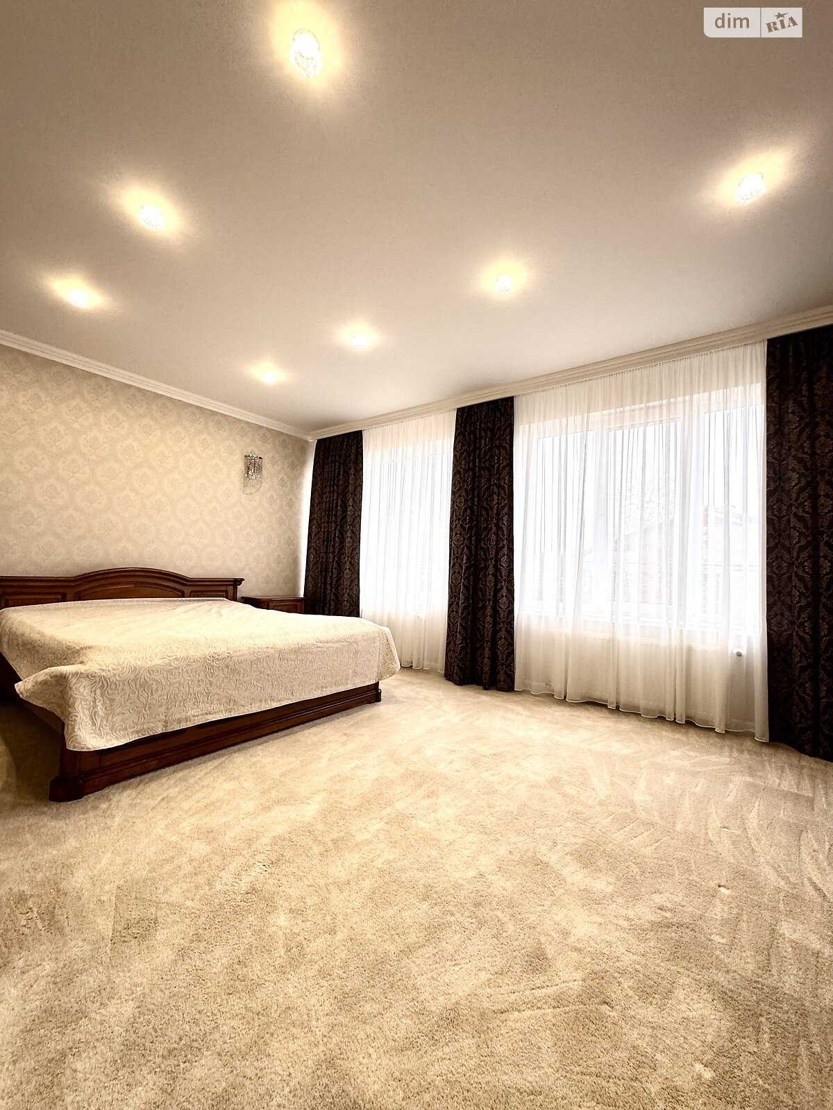 двухэтажный дом, 352 кв. м, цегла. Продажа в Кропивницком фото 1 двухэтажный дом, 352 кв. м, цегла. Продажа в Кропивницком фото 1