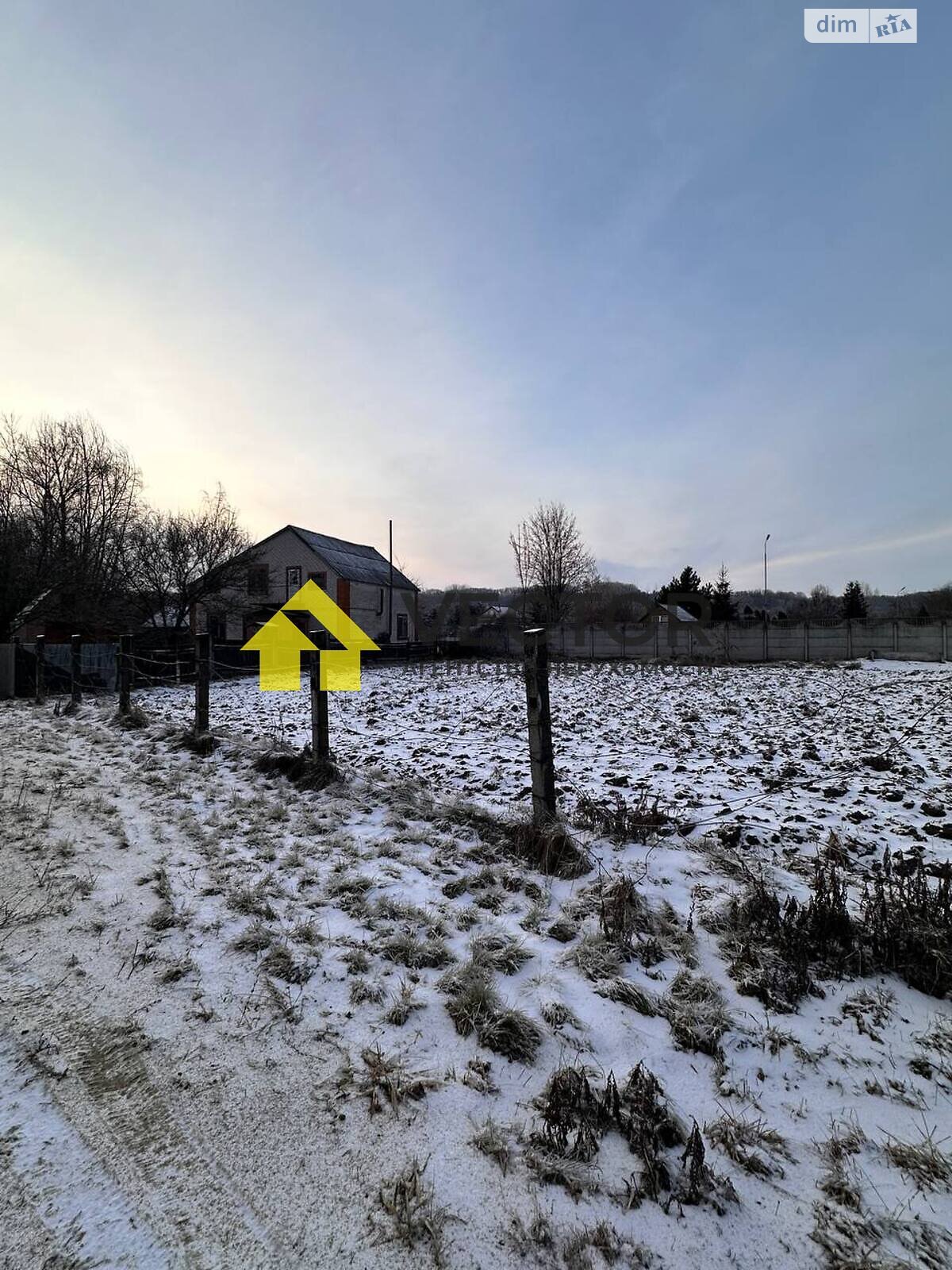 двухэтажный дом с гаражом, 135.1 кв. м, кирпич. Продажа в Кротенках фото 1