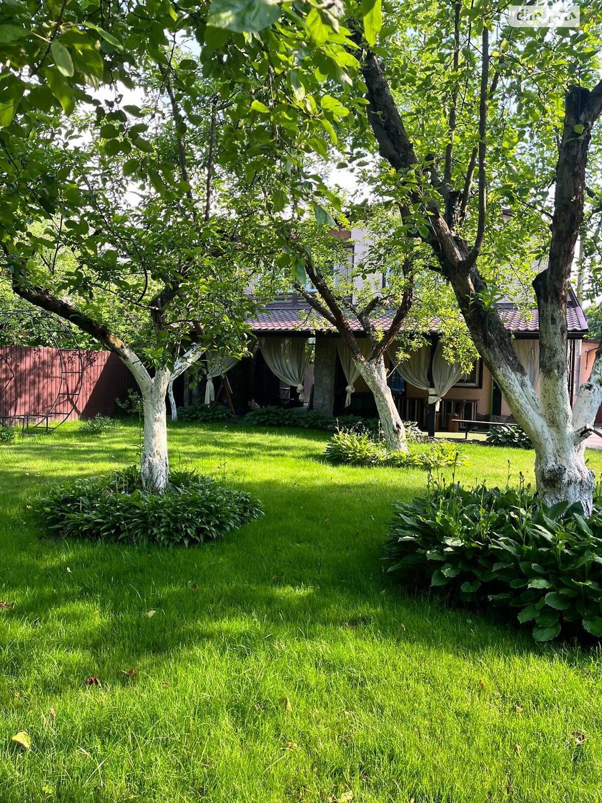 двухэтажный дом с балконом, 135 кв. м, кирпич. Продажа в Кругах фото 1