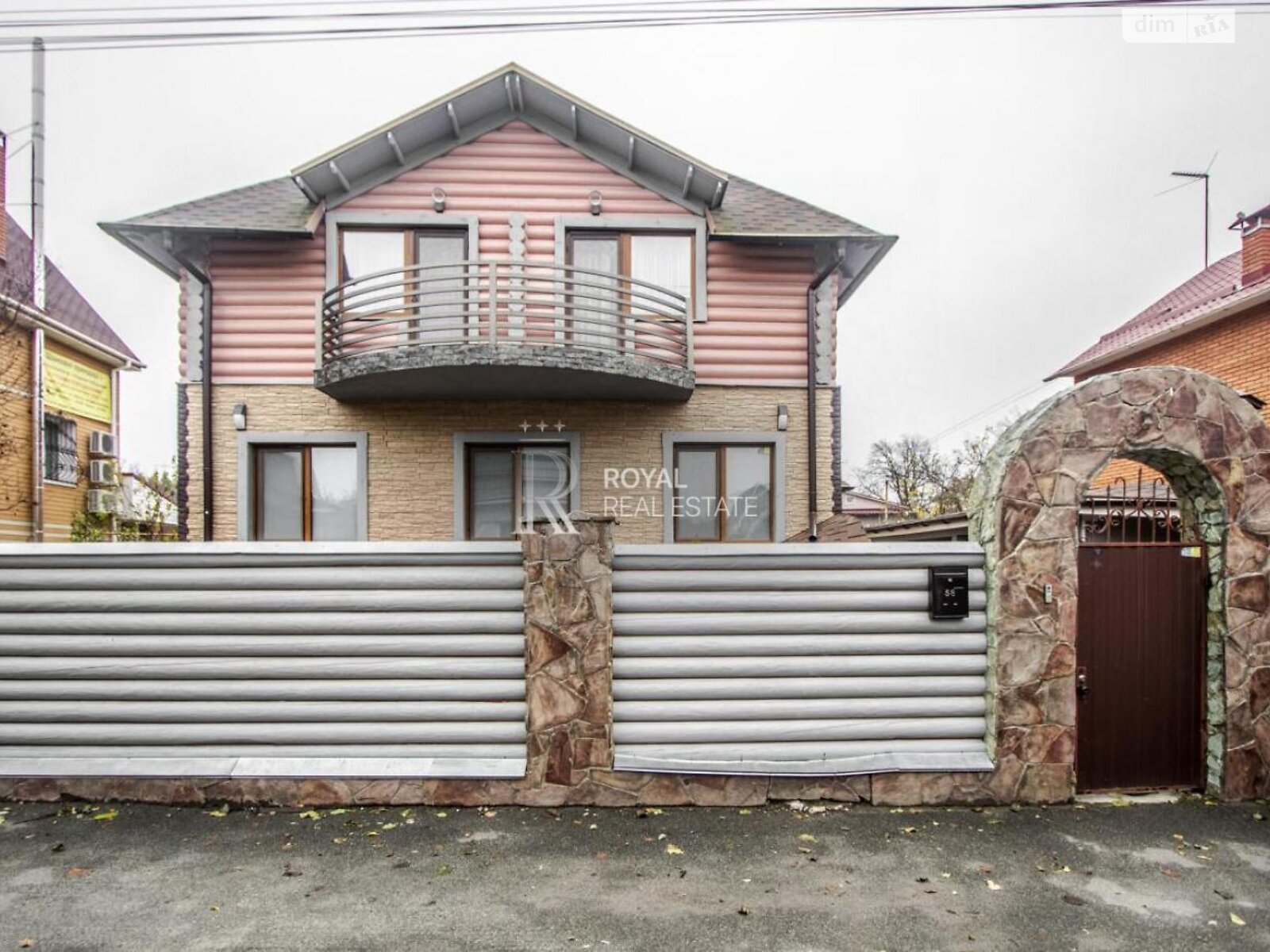двухэтажный дом, 270 кв. м, кирпич. Продажа в Круглику фото 1 двухэтажный дом, 270 кв. м, кирпич. Продажа в Круглику фото 1