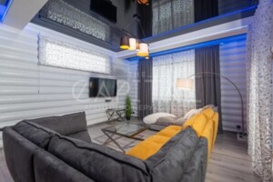 одноэтажный дом с ремонтом, 270 кв. м, кирпич. Продажа в Круглику фото 2