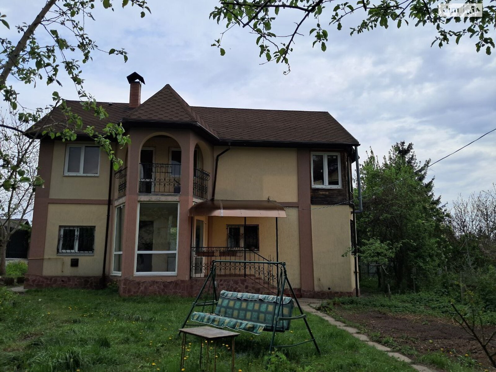 двоповерховий будинок з опаленням, 121.5 кв. м, цегла. Продаж у Круглику фото 1 двоповерховий будинок з опаленням, 121.5 кв. м, цегла. Продаж у Круглику фото 1