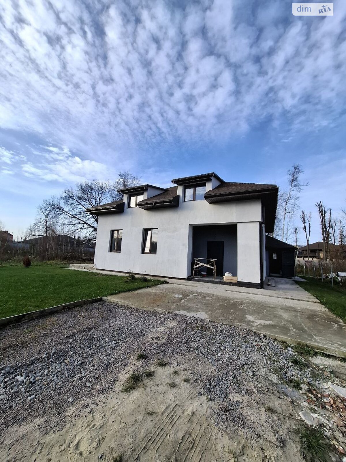 двухэтажный дом с верандой, 180.8 кв. м, кирпич. Продажа в Круглику фото 1