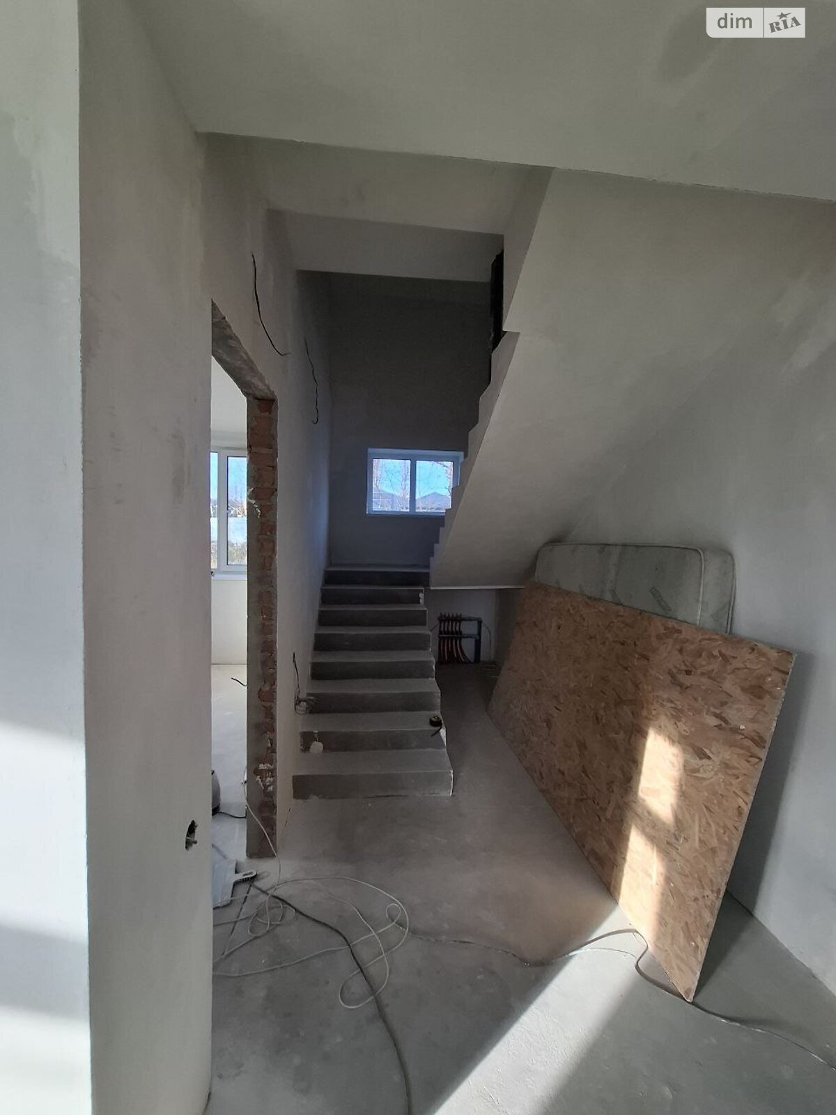 двухэтажный дом с верандой, 180.8 кв. м, кирпич. Продажа в Круглику фото 1