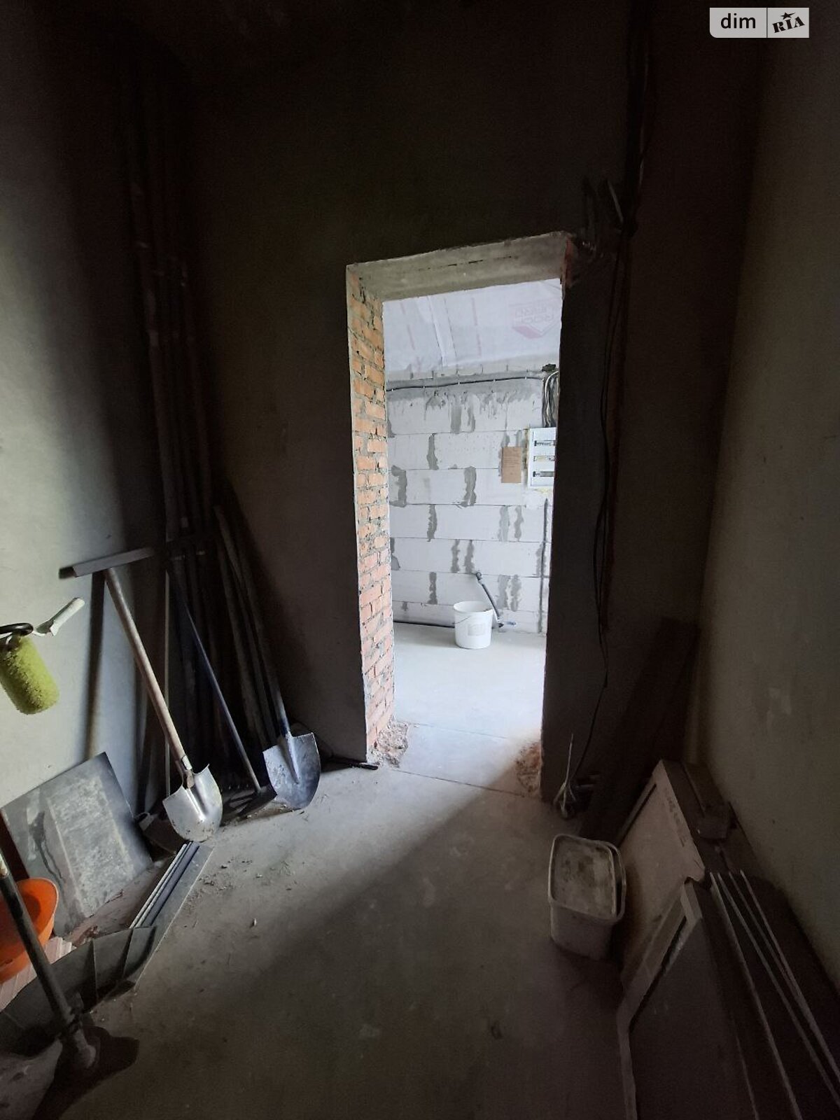 двухэтажный дом с верандой, 180.8 кв. м, кирпич. Продажа в Круглику фото 1