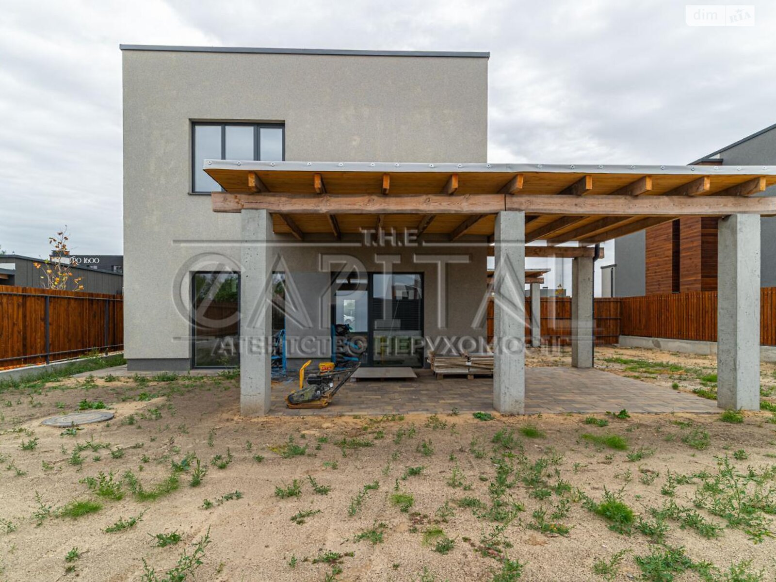 двухэтажный дом с отоплением, 162 кв. м, кирпич. Продажа в Крушинке фото 1