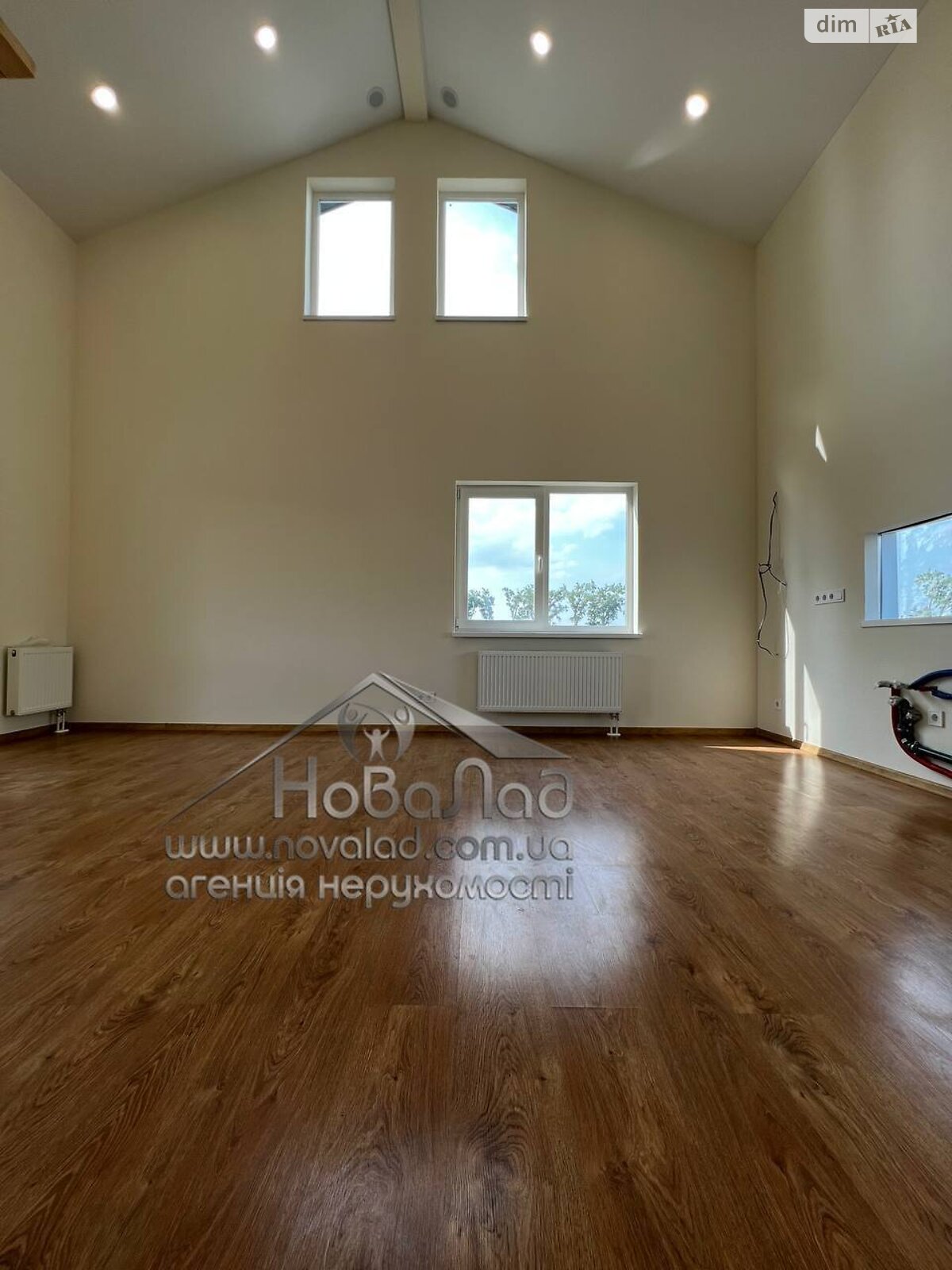 двоповерховий будинок з ремонтом, 95 кв. м, цегла. Продаж у Крушинці фото 1