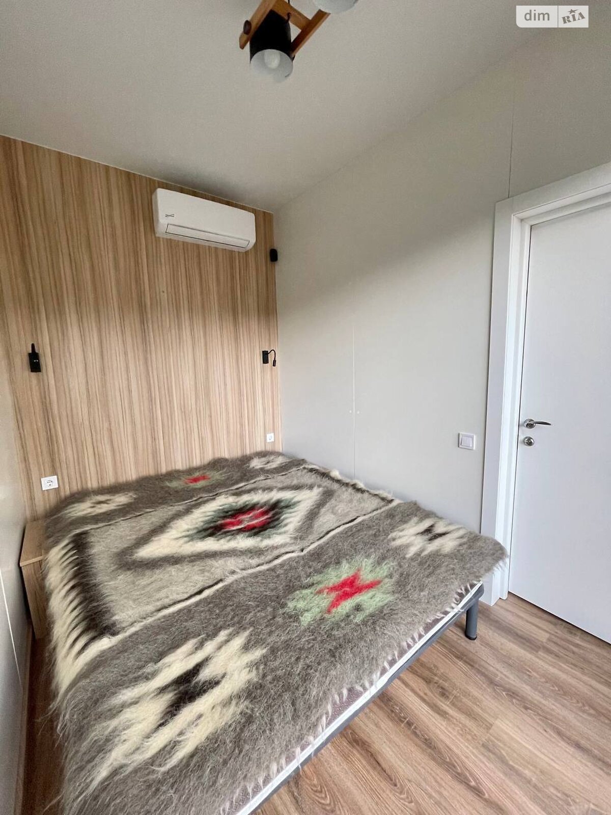 двоповерховий будинок з ремонтом, 95 кв. м, цегла. Продаж у Крушинці фото 1