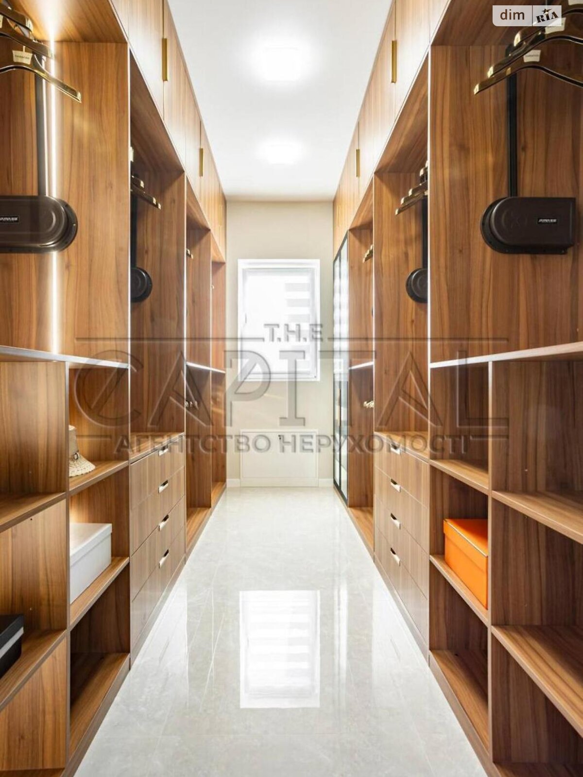 двухэтажный дом, 240 кв. м, кирпич. Продажа в Крушинке фото 1 двухэтажный дом, 240 кв. м, кирпич. Продажа в Крушинке фото 1
