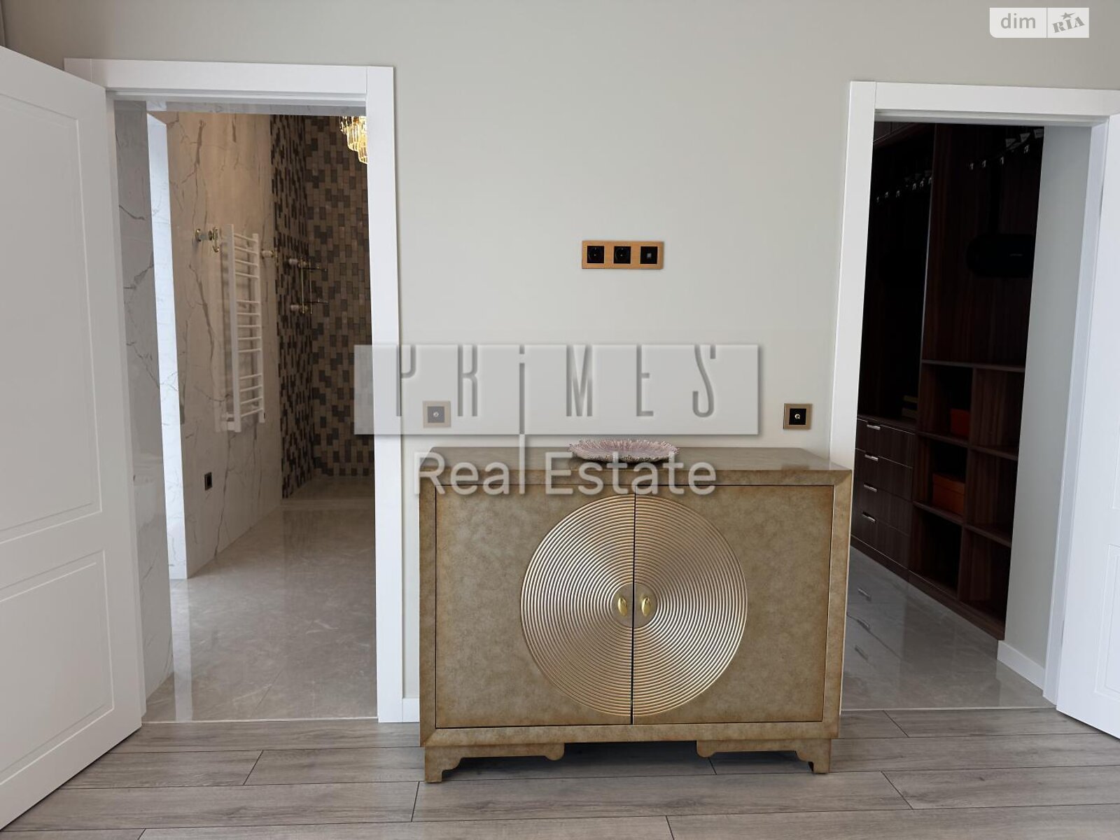 двухэтажный дом с гаражом, 240 кв. м, кирпич. Продажа в Крушинке фото 1 двухэтажный дом с гаражом, 240 кв. м, кирпич. Продажа в Крушинке фото 1