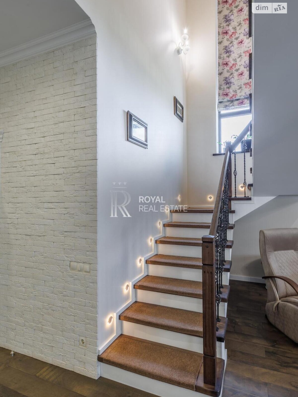 двухэтажный дом с верандой, 230 кв. м, кирпич. Продажа в Крушинке фото 1 двухэтажный дом с верандой, 230 кв. м, кирпич. Продажа в Крушинке фото 1