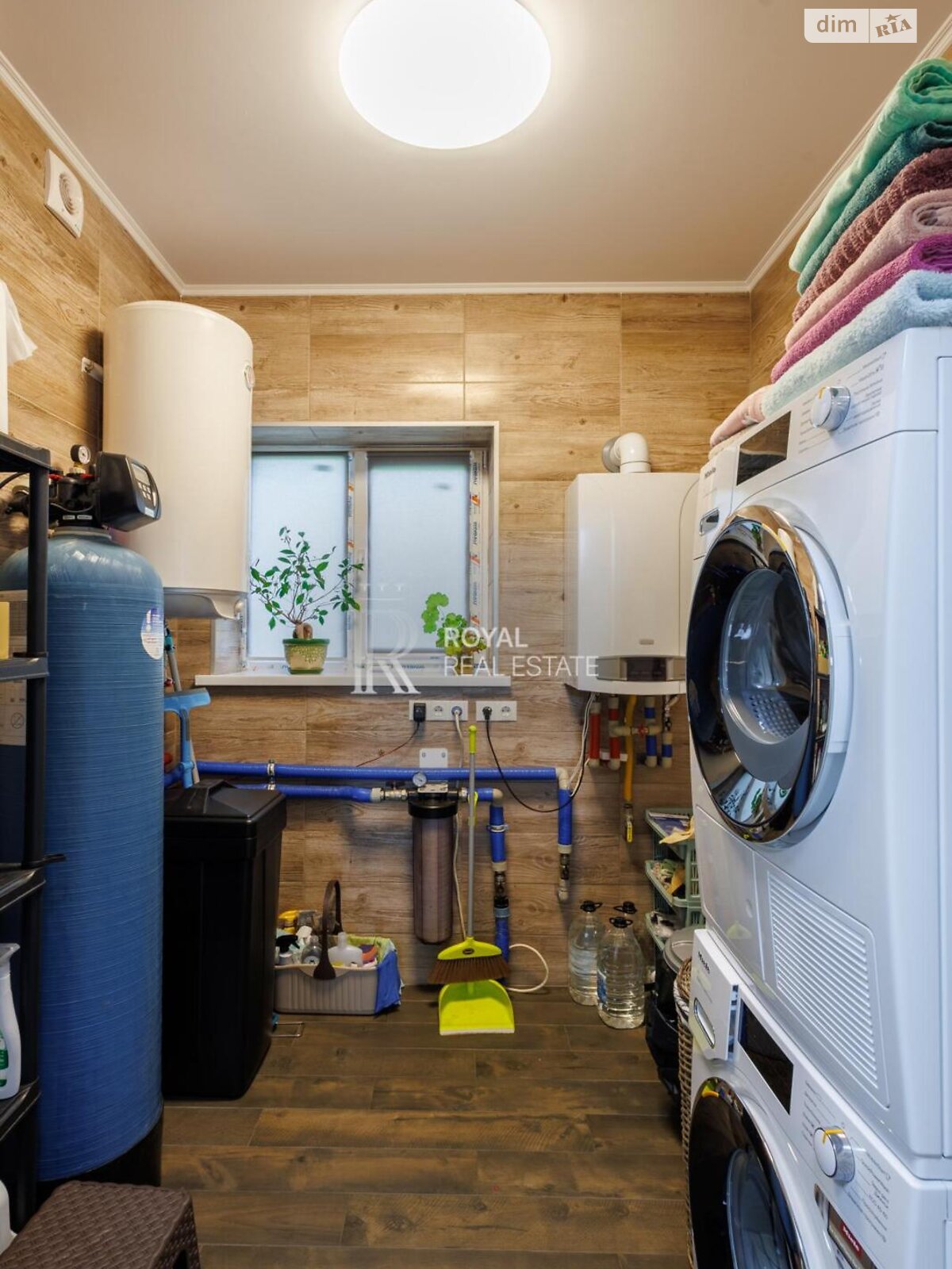 двоповерховий будинок з гаражем, 230 кв. м, цегла. Продаж у Крушинці фото 1 двоповерховий будинок з гаражем, 230 кв. м, цегла. Продаж у Крушинці фото 1