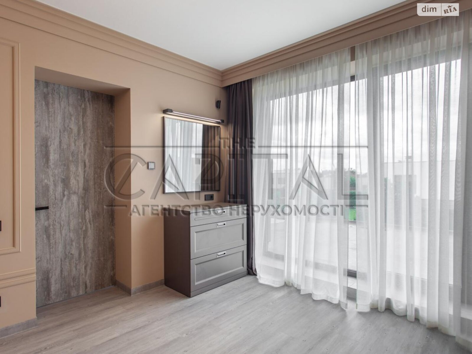 триповерховий будинок з верандою, 324.8 кв. м, газобетон. Продаж у Крушинці фото 1 триповерховий будинок з верандою, 324.8 кв. м, газобетон. Продаж у Крушинці фото 1