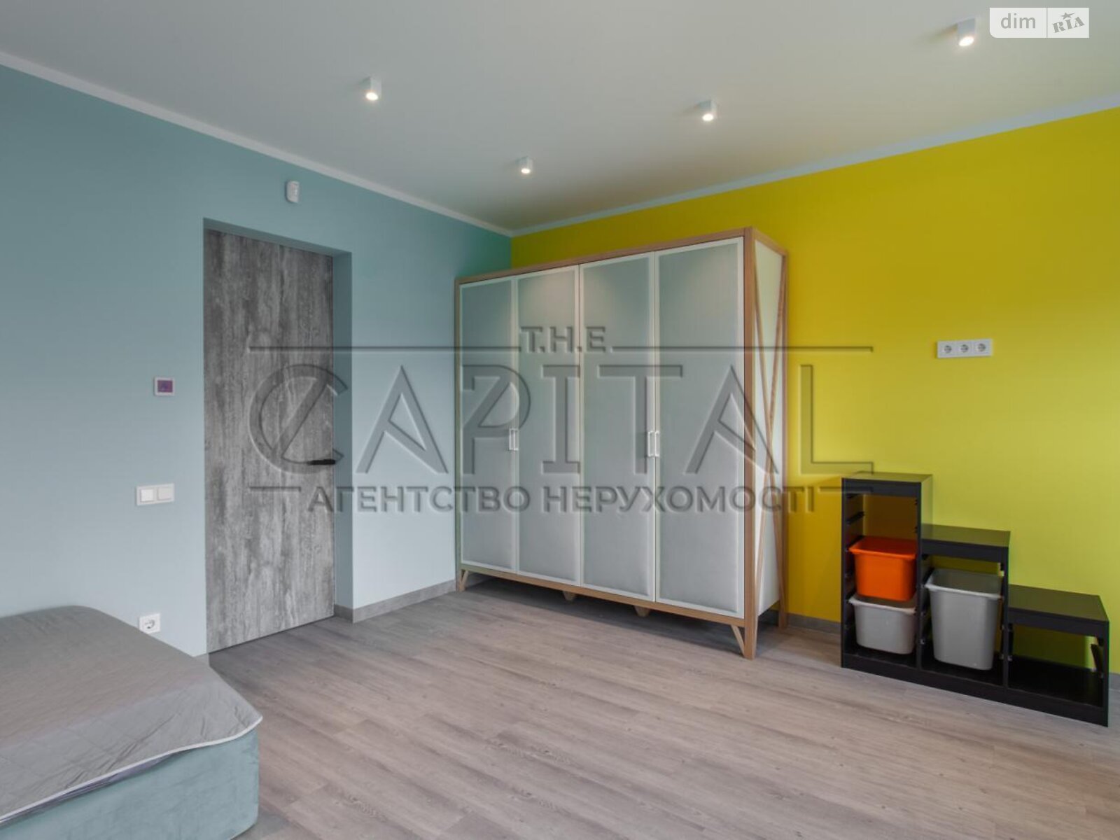 двоповерховий будинок з гаражем, 324.8 кв. м, цегла. Продаж у Крушинці фото 1 двоповерховий будинок з гаражем, 324.8 кв. м, цегла. Продаж у Крушинці фото 1