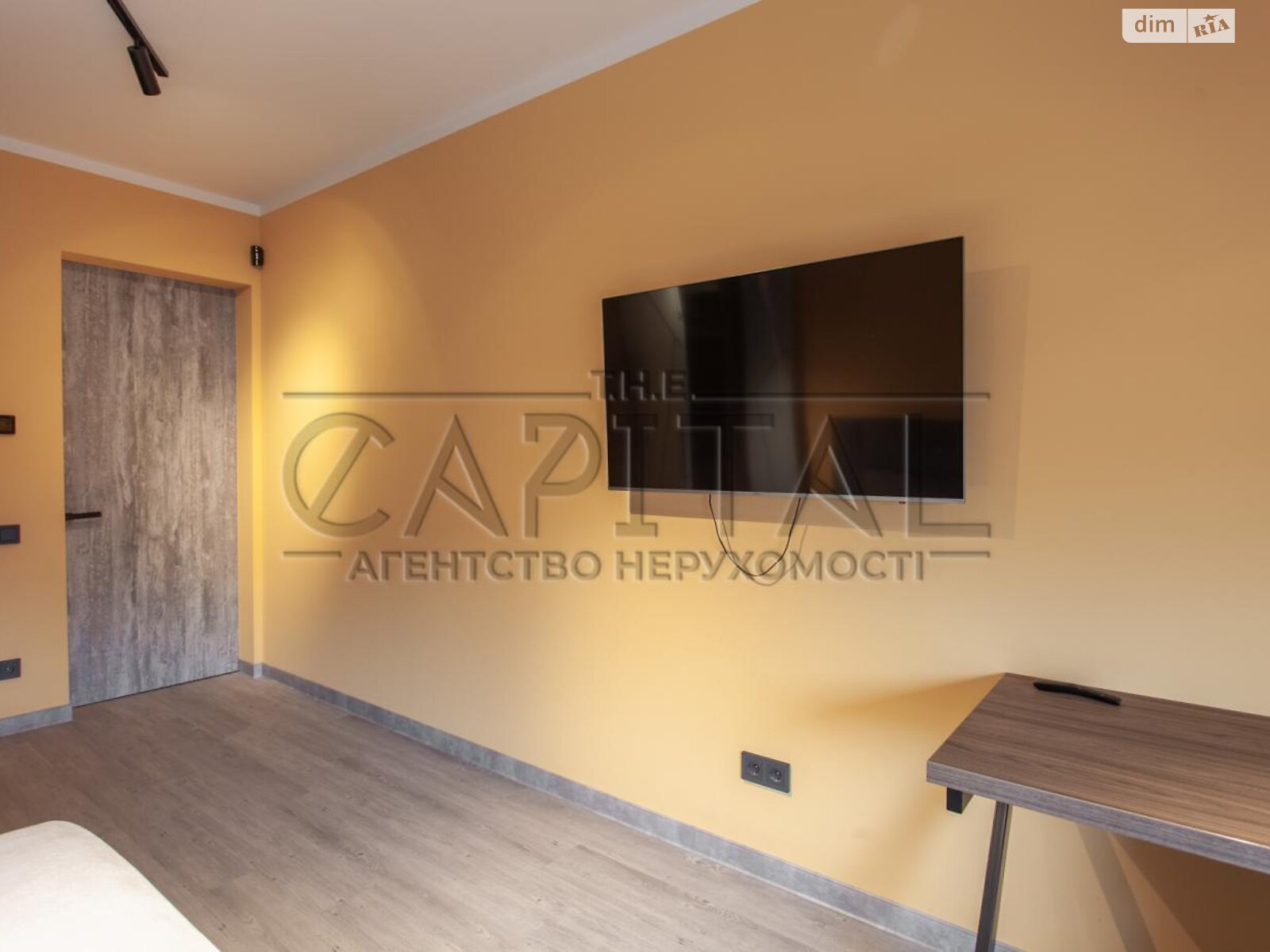 двоповерховий будинок з гаражем, 324.8 кв. м, цегла. Продаж у Крушинці фото 1 двоповерховий будинок з гаражем, 324.8 кв. м, цегла. Продаж у Крушинці фото 1