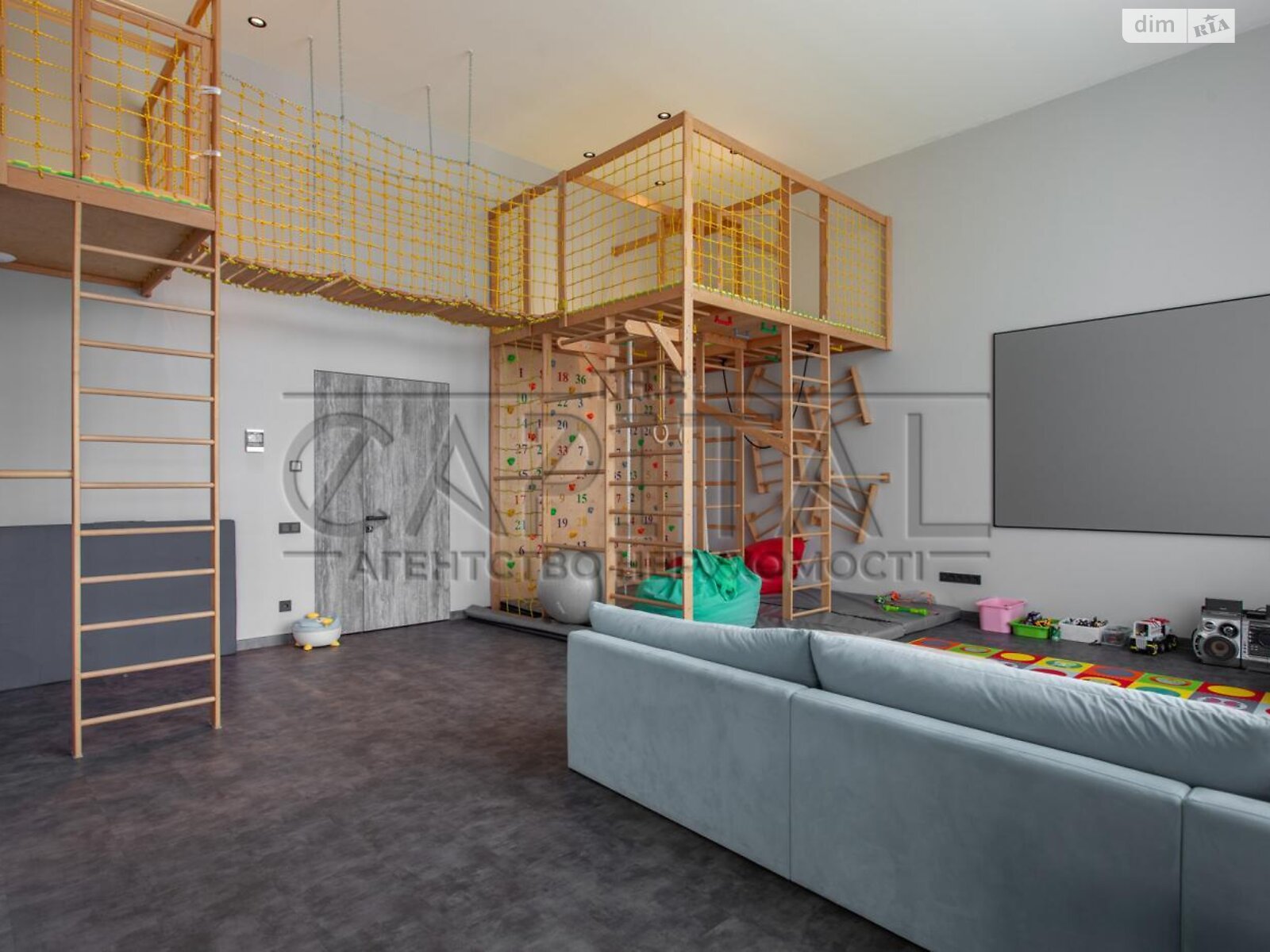 двоповерховий будинок з гаражем, 324.8 кв. м, цегла. Продаж у Крушинці фото 1 двоповерховий будинок з гаражем, 324.8 кв. м, цегла. Продаж у Крушинці фото 1