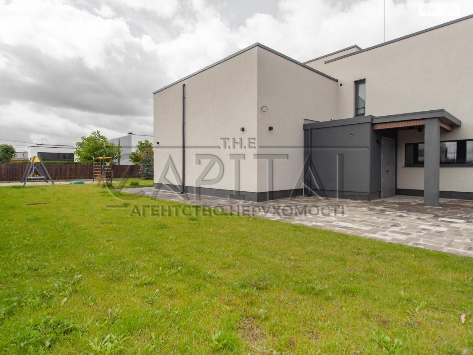 двоповерховий будинок з гаражем, 324.8 кв. м, цегла. Продаж у Крушинці фото 1 двоповерховий будинок з гаражем, 324.8 кв. м, цегла. Продаж у Крушинці фото 1