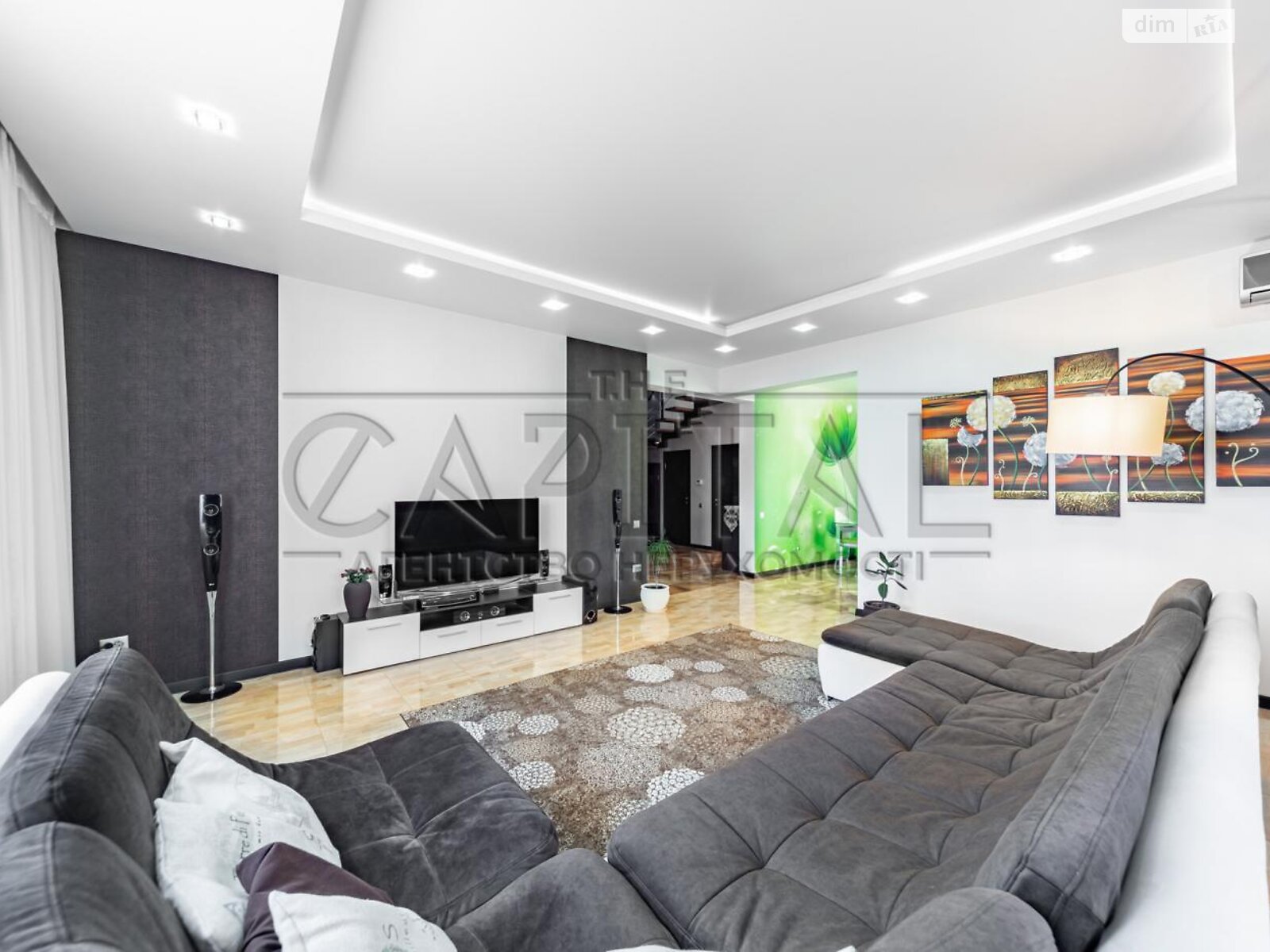 двоповерховий будинок з гаражем, 340 кв. м, цегла. Продаж у Крушинці фото 1 двоповерховий будинок з гаражем, 340 кв. м, цегла. Продаж у Крушинці фото 1