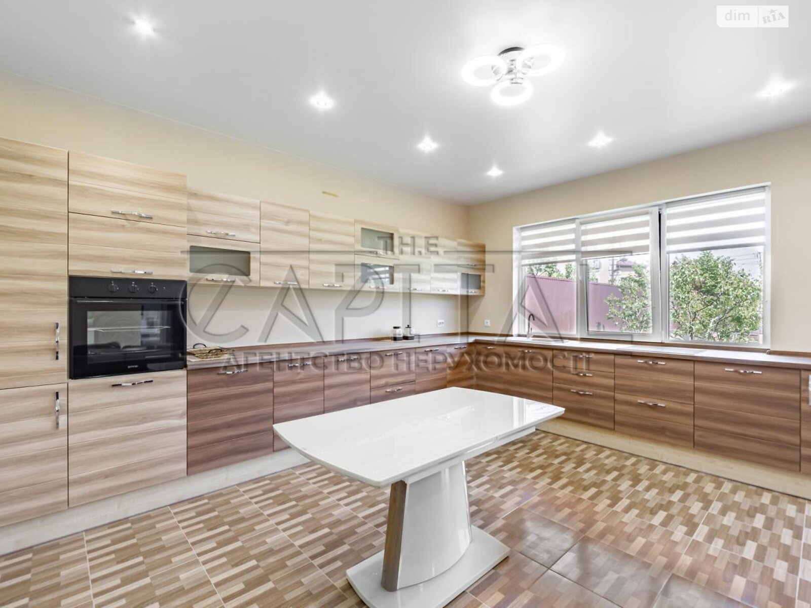 двоповерховий будинок з гаражем, 340 кв. м, цегла. Продаж у Крушинці фото 1 двоповерховий будинок з гаражем, 340 кв. м, цегла. Продаж у Крушинці фото 1