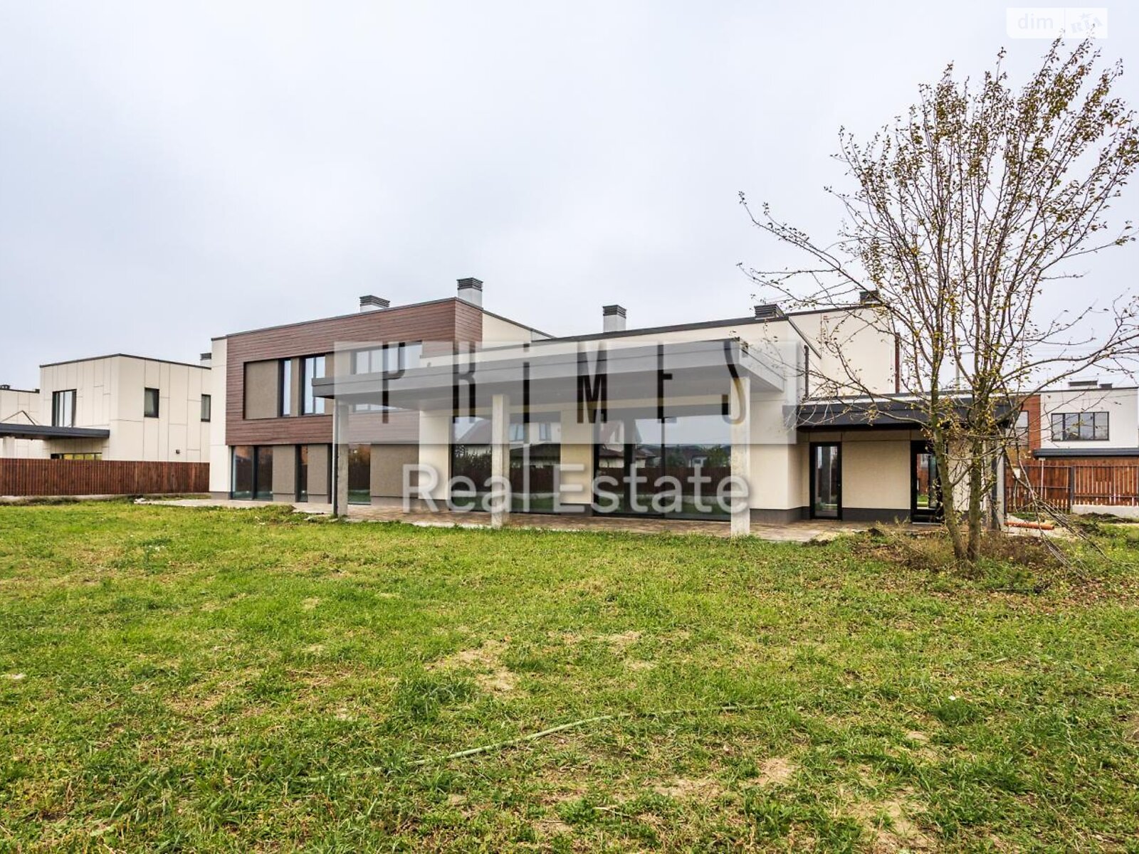 двухэтажный дом с верандой, 408 кв. м, кирпич. Продажа в Крушинке фото 1 двухэтажный дом с верандой, 408 кв. м, кирпич. Продажа в Крушинке фото 1