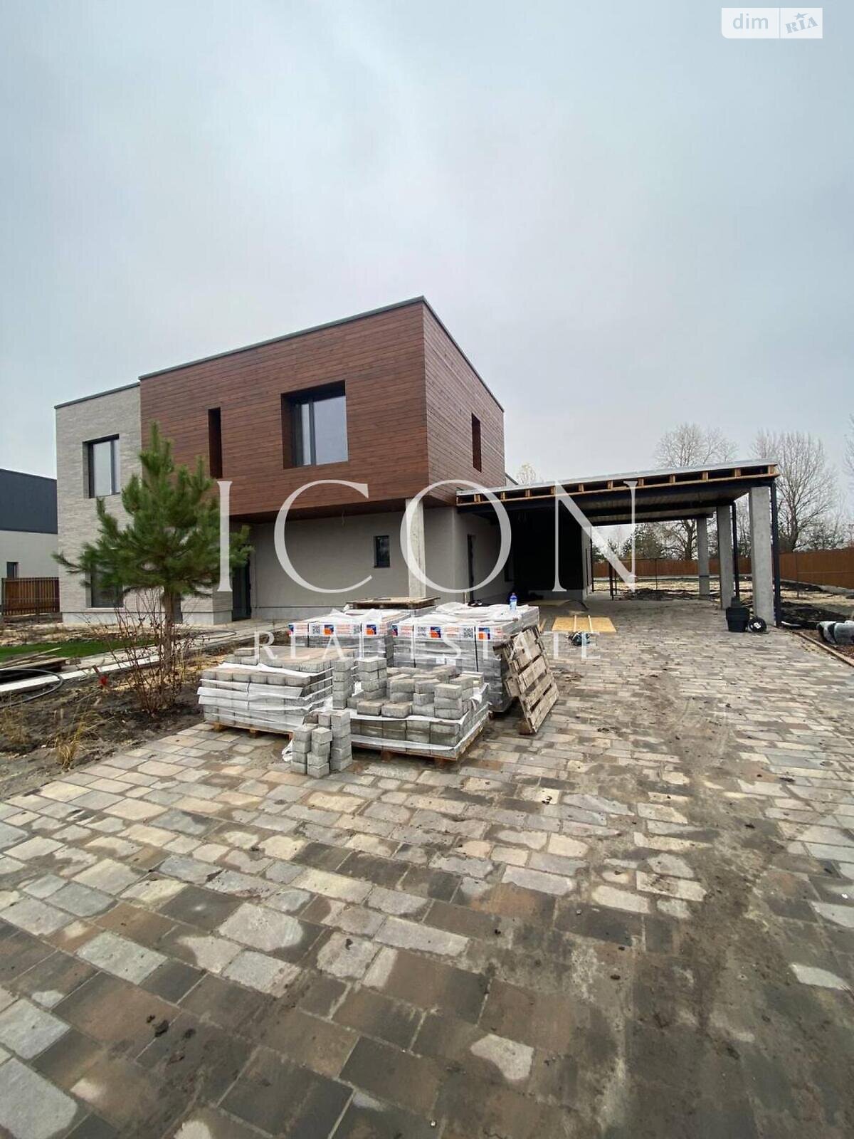 двоповерховий будинок, 276 кв. м, кирпич. Продаж у Крушинці фото 1 двоповерховий будинок, 276 кв. м, кирпич. Продаж у Крушинці фото 1