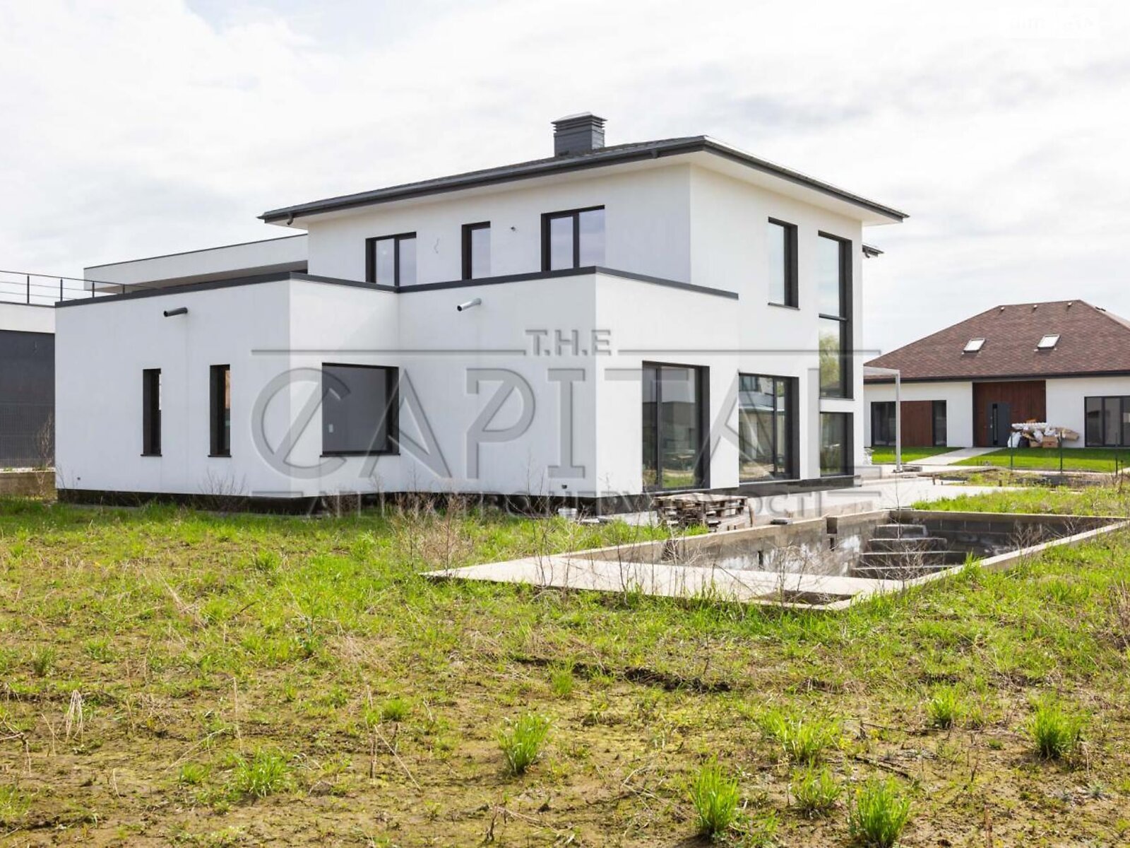 двухэтажный дом с гаражом, 275.68 кв. м, кирпич. Продажа в Крушинке фото 1 двухэтажный дом с гаражом, 275.68 кв. м, кирпич. Продажа в Крушинке фото 1
