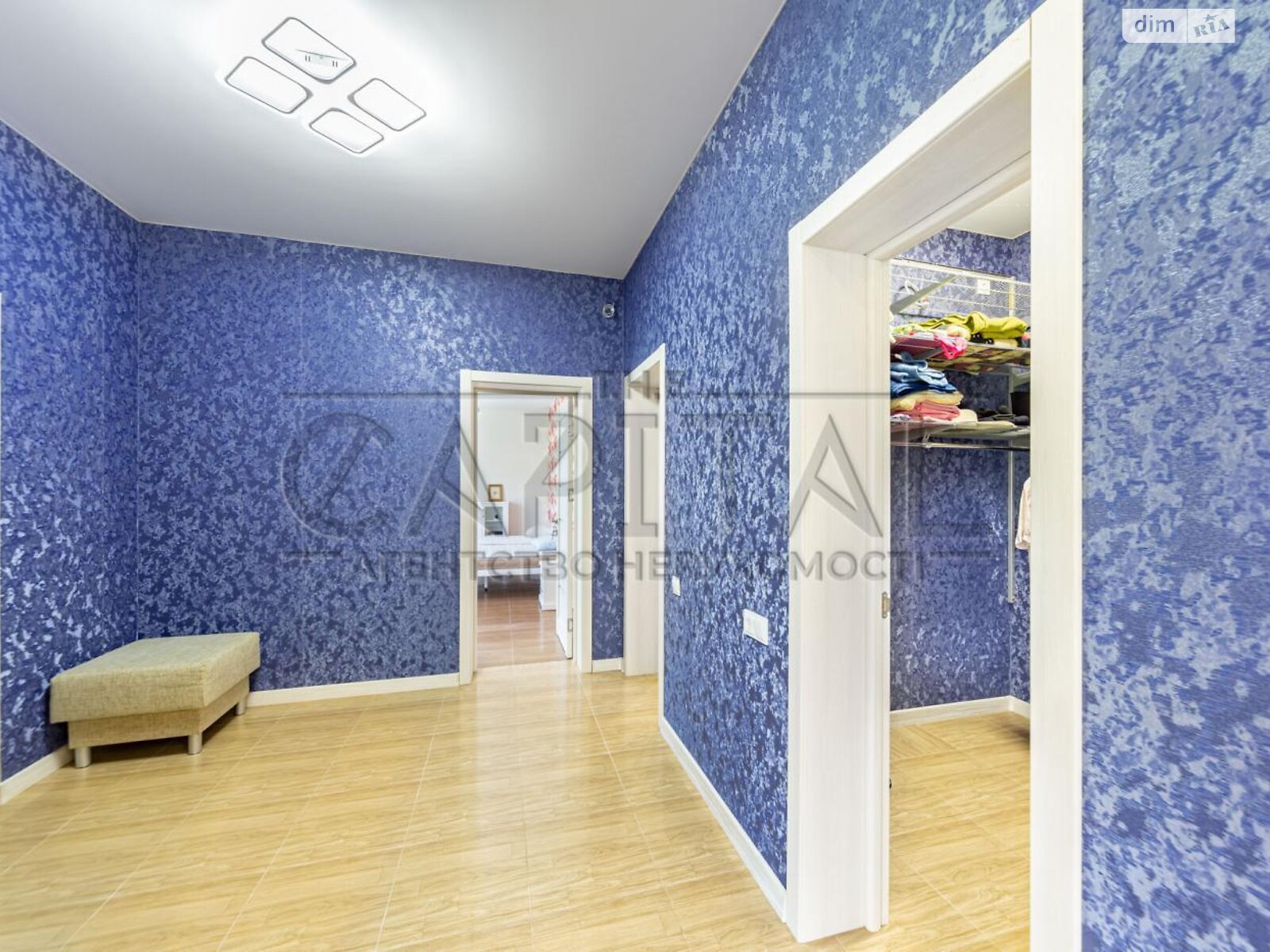 двоповерховий будинок з гаражем, 340 кв. м, цегла. Продаж у Крушинці фото 1 двоповерховий будинок з гаражем, 340 кв. м, цегла. Продаж у Крушинці фото 1