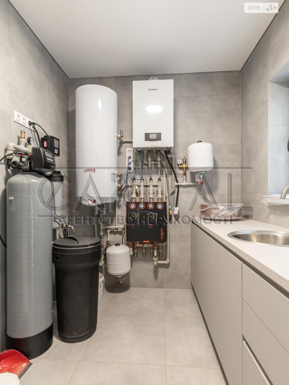 двоповерховий будинок, 192 кв. м, цегла. Продаж у Крушинці фото 1