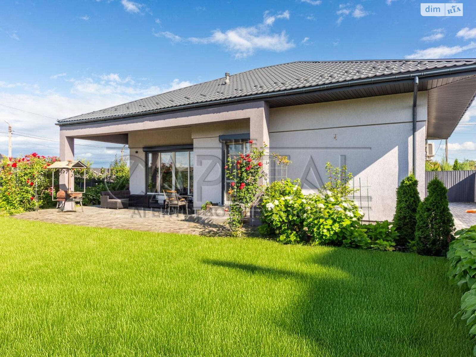 одноэтажный дом, 105 кв. м, кирпич. Продажа в Зеленом Боре фото 1 одноэтажный дом, 105 кв. м, кирпич. Продажа в Зеленом Боре фото 1